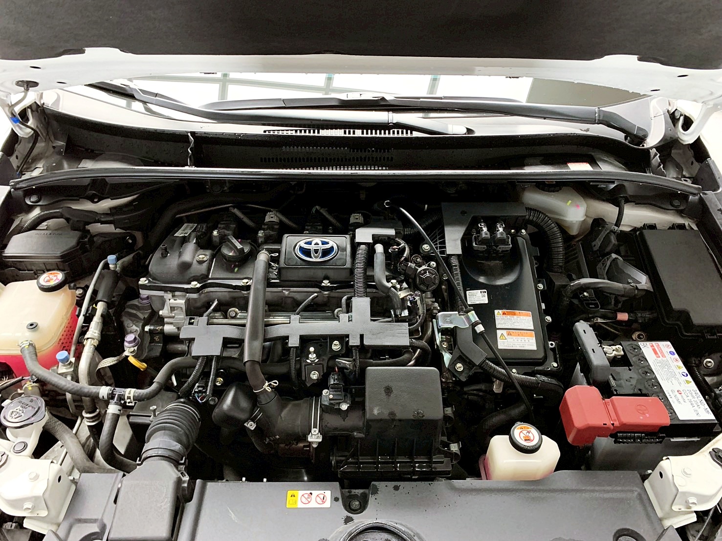 全台到府賞車 2020/21 Toyota Corolla Altis Hybrid GR Sport 多元改『小李經理』元禾國際車業/中古車/促銷中  第16張相片