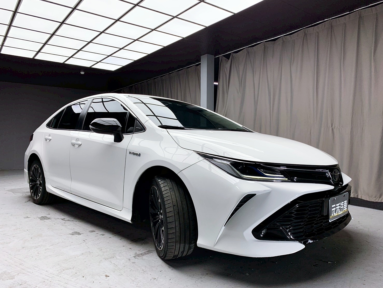 全台到府賞車 2020/21 Toyota Corolla Altis Hybrid GR Sport 多元改『小李經理』元禾國際車業/中古車/促銷中  第19張相片