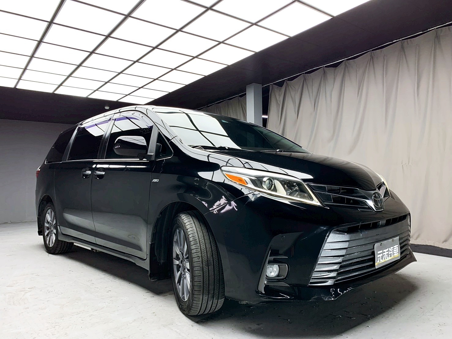全台到府賞車 2020 Toyota Sienna XLE AWD 七人座『小李經理』元禾國際車業/中古車/促銷中  第19張相片