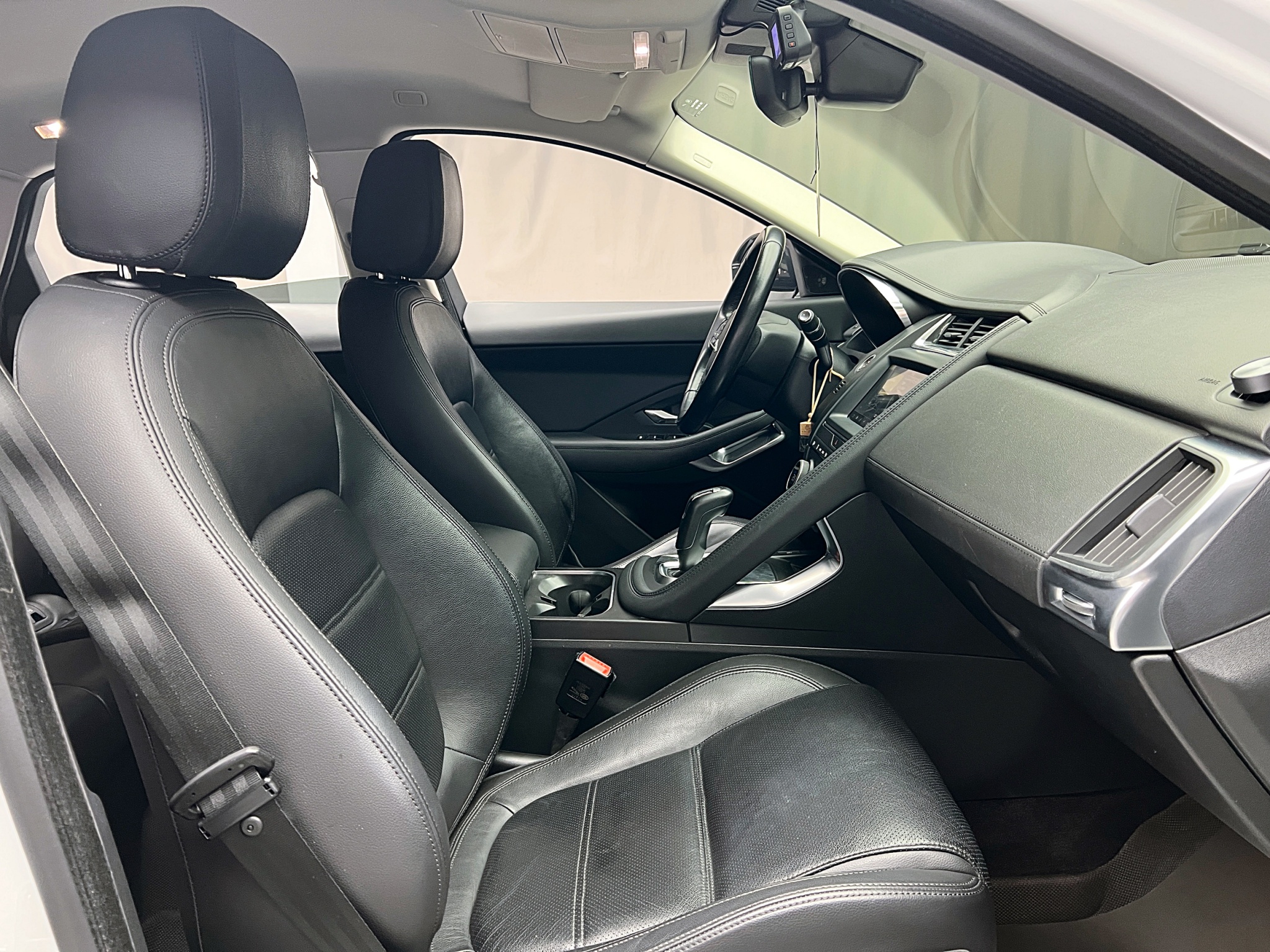 全台到府賞車 2019 Jaguar E-Pace P200 S『小李經理』元禾國際車業/中古車/促銷中  第11張相片