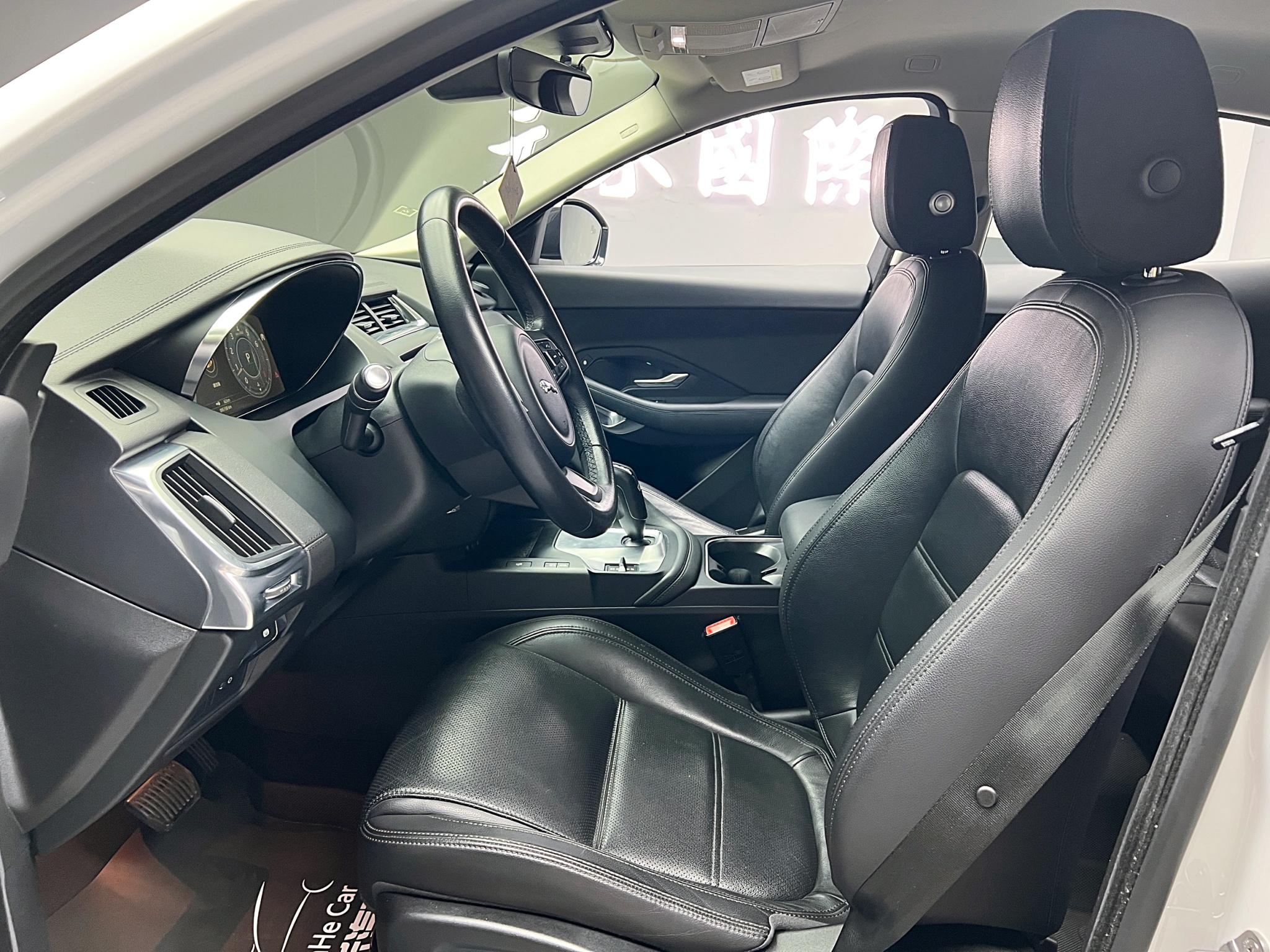 全台到府賞車 2019 Jaguar E-Pace P200 S『小李經理』元禾國際車業/中古車/促銷中  第15張相片