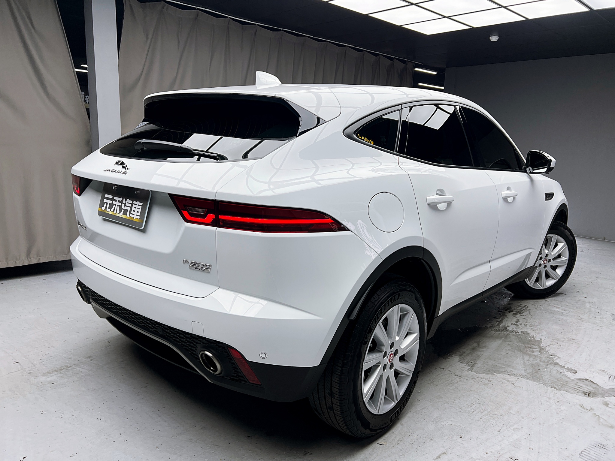 全台到府賞車 2019 Jaguar E-Pace P200 S『小李經理』元禾國際車業/中古車/促銷中  第18張相片