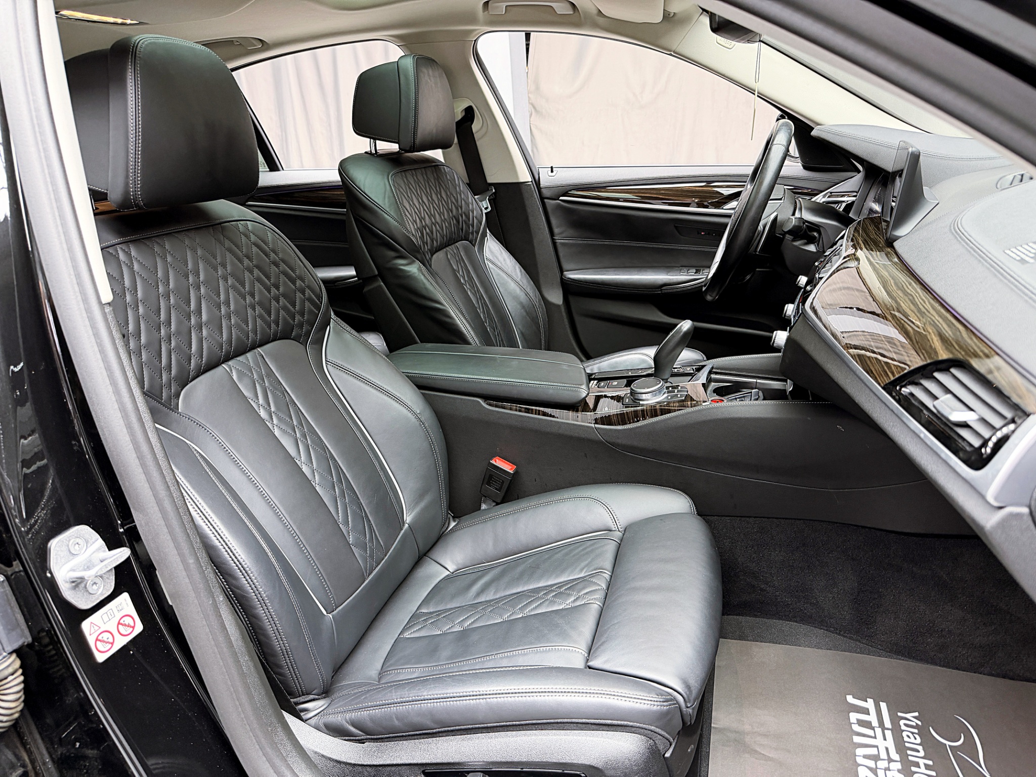 全台到府賞車 2020 BMW 530i Sedan Luxury 白金旗艦版 G30型『小李經理』元禾國際車業/中古車/促銷中  第12張相片