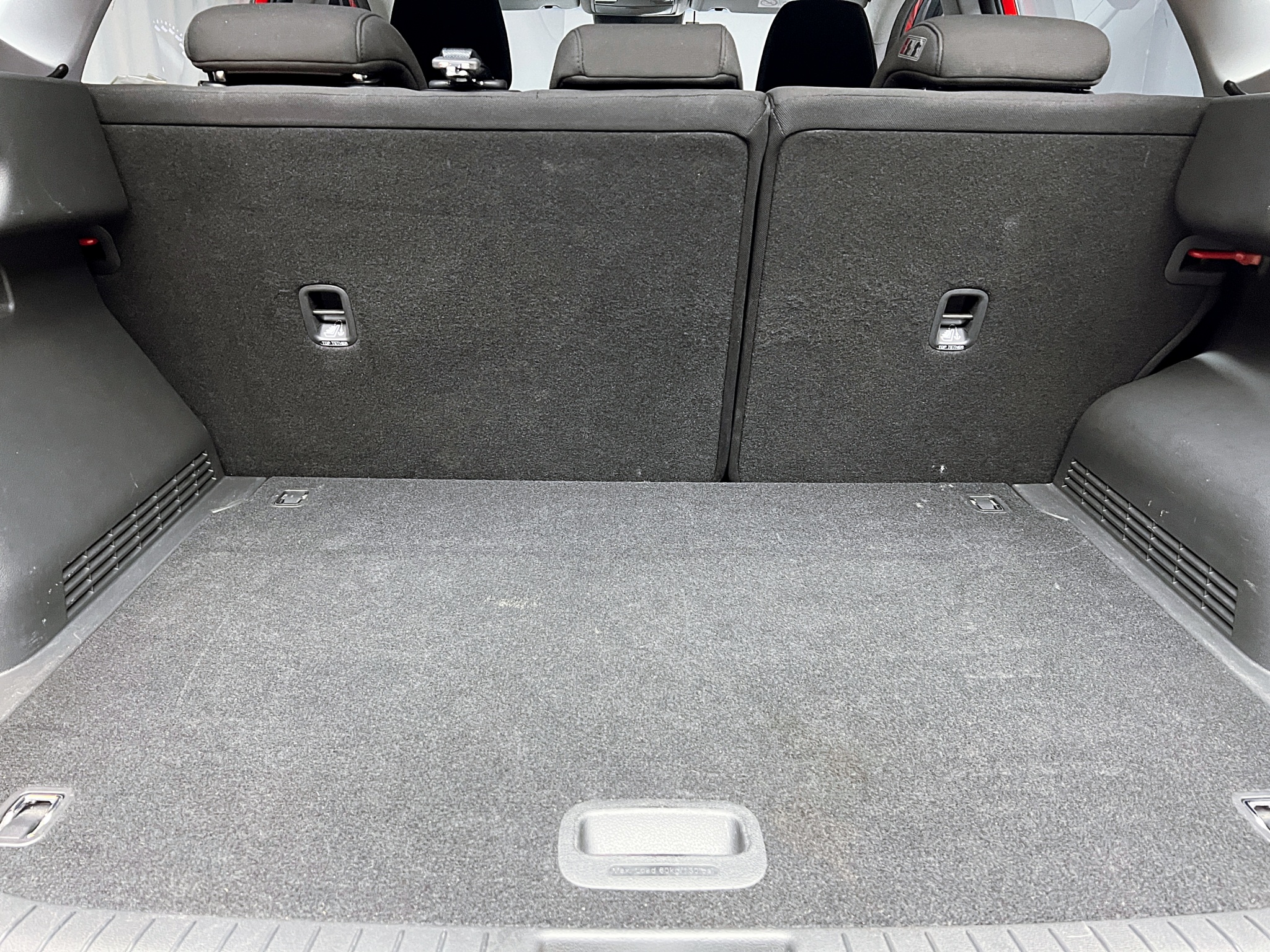 全台到府賞車 2019 Hyundai Kona 2WD勁動型『小李經理』元禾國際車業/中古車/促銷中  第17張相片