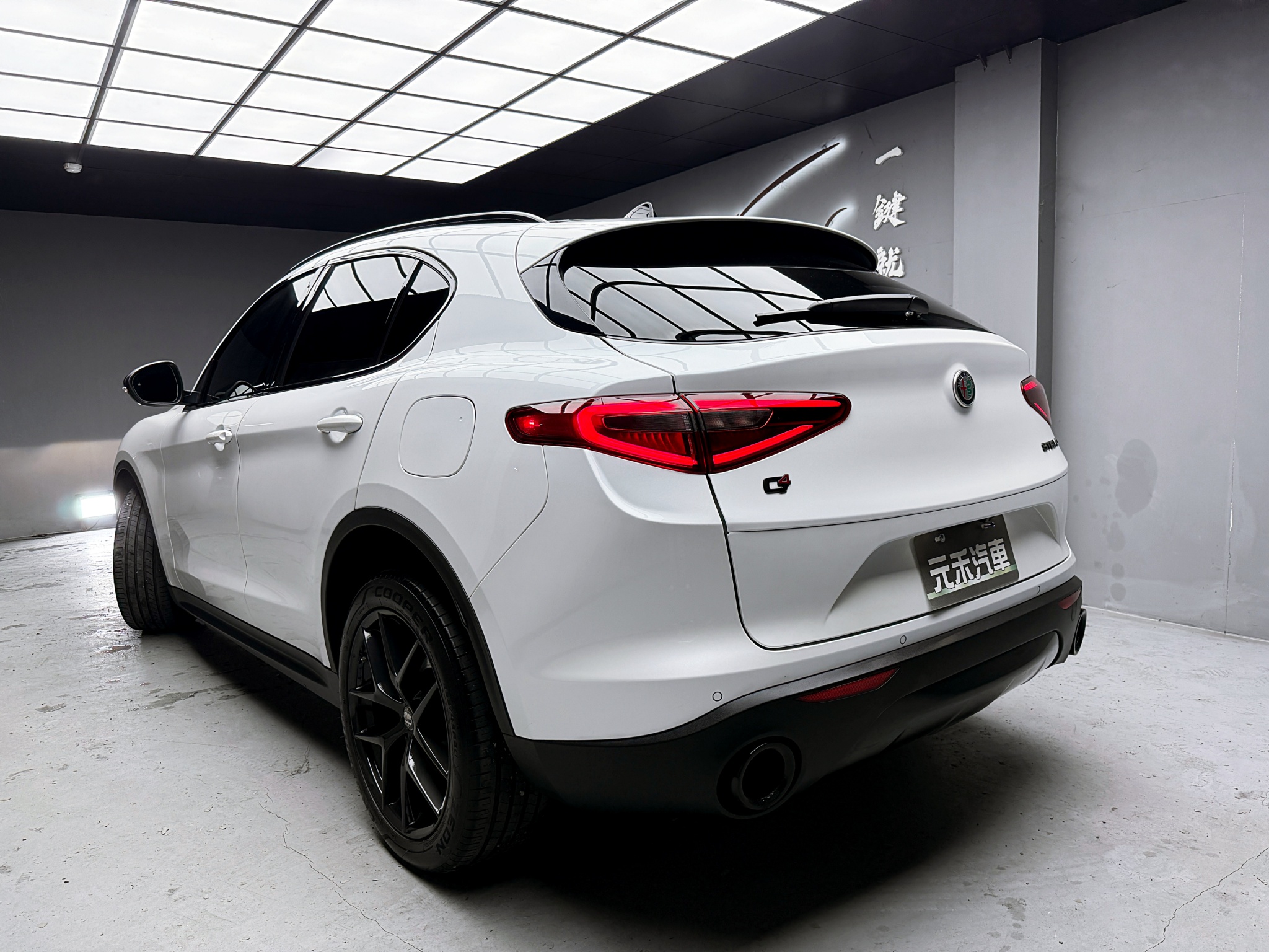 全台到府賞車 2019 Alfa Romeo Stelvio Q4『小李經理』元禾國際車業/中古車/促銷中  第3張相片