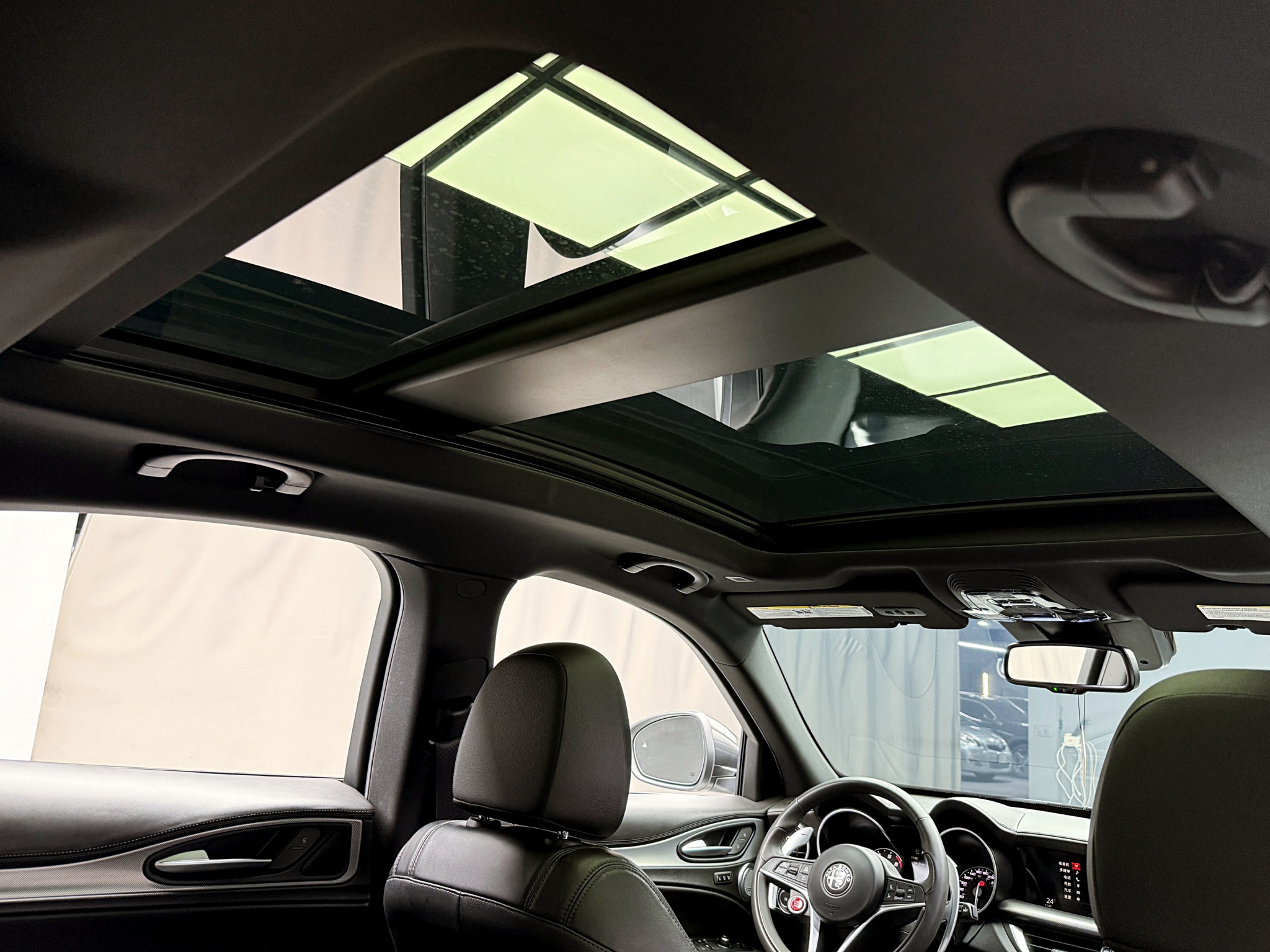 全台到府賞車 2019 Alfa Romeo Stelvio Q4『小李經理』元禾國際車業/中古車/促銷中  第12張相片