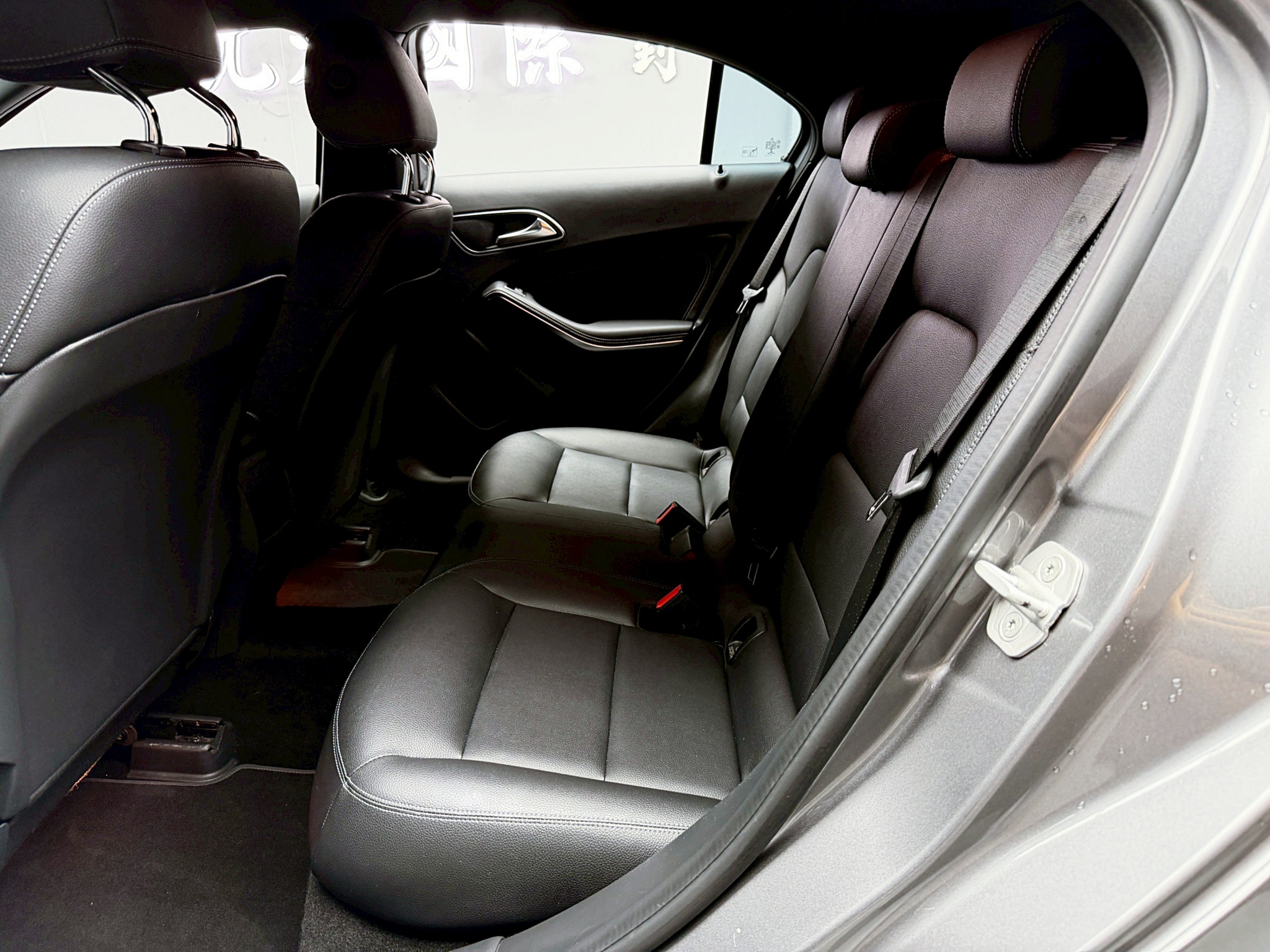 全台到府賞車 2015/16 Benz A180 W176型『小李經理』元禾國際車業/中古車/促銷中  第13張相片