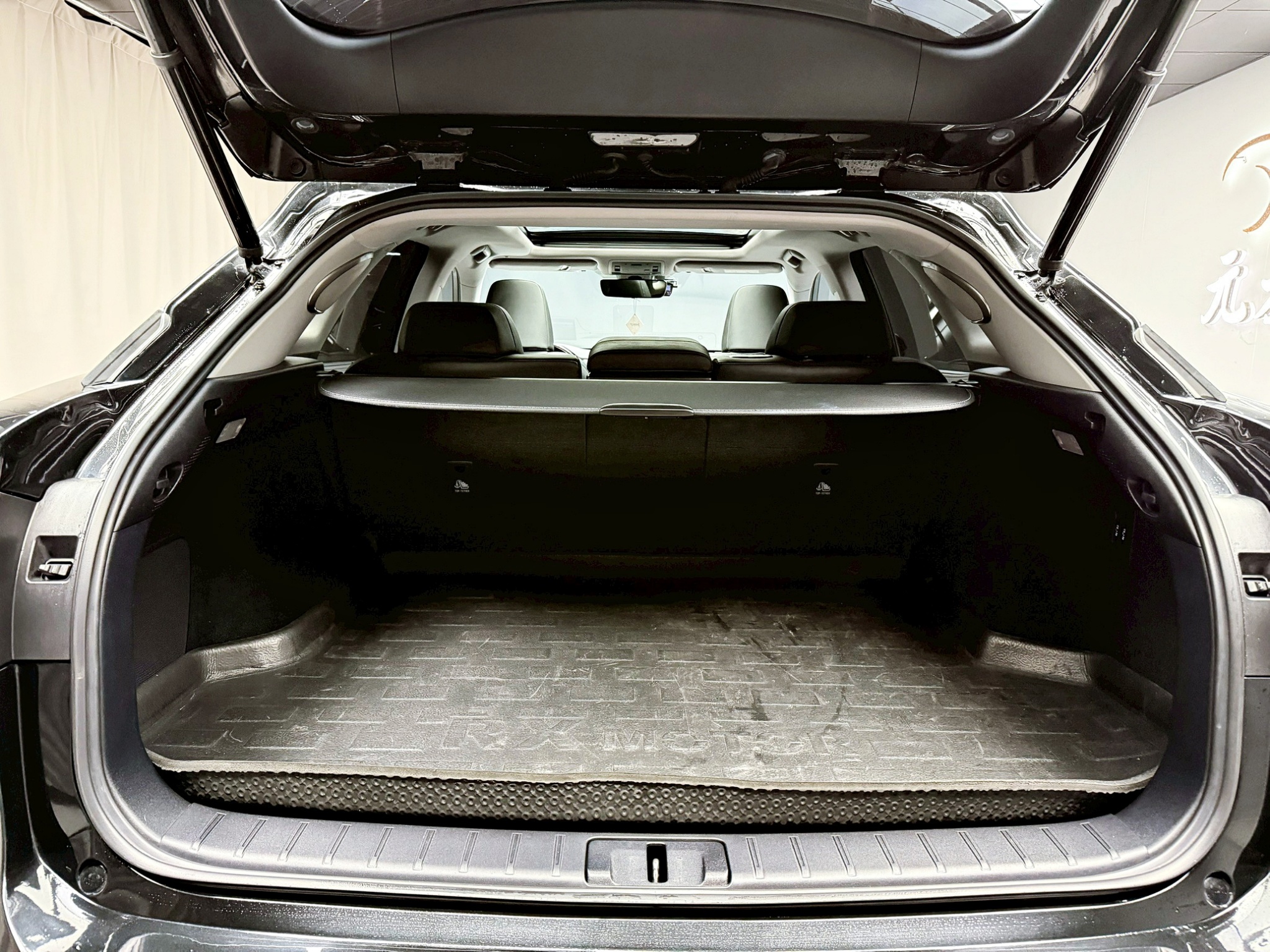 全台到府賞車 2016/17 Lexus RX450h 旗艦型『小李經理』元禾國際車業/中古車/促銷中  第18張相片