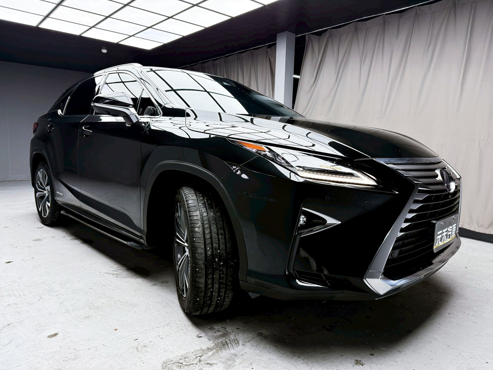 全台到府賞車 2016/17 Lexus RX450h 旗艦型『小李經理』元禾國際車業/中古車/促銷中  第19張相片