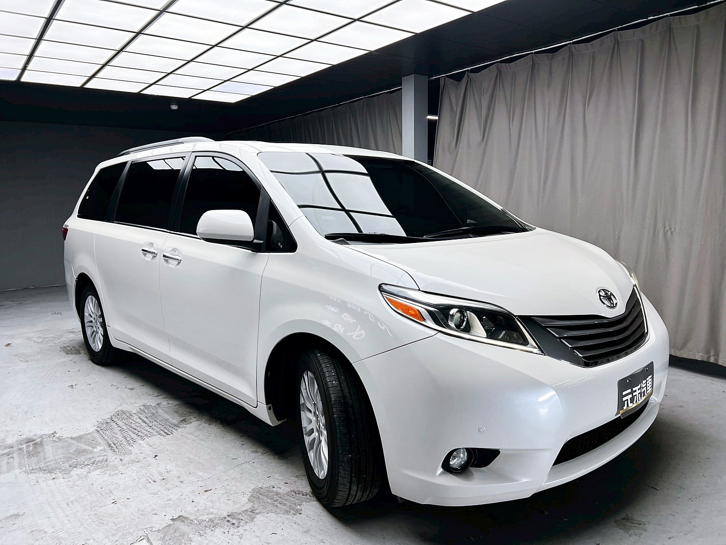 全台到府賞車 2016 Toyota Sienna XLE 八人座『小李經理』元禾國際車業/中古車/促銷中  第20張相片