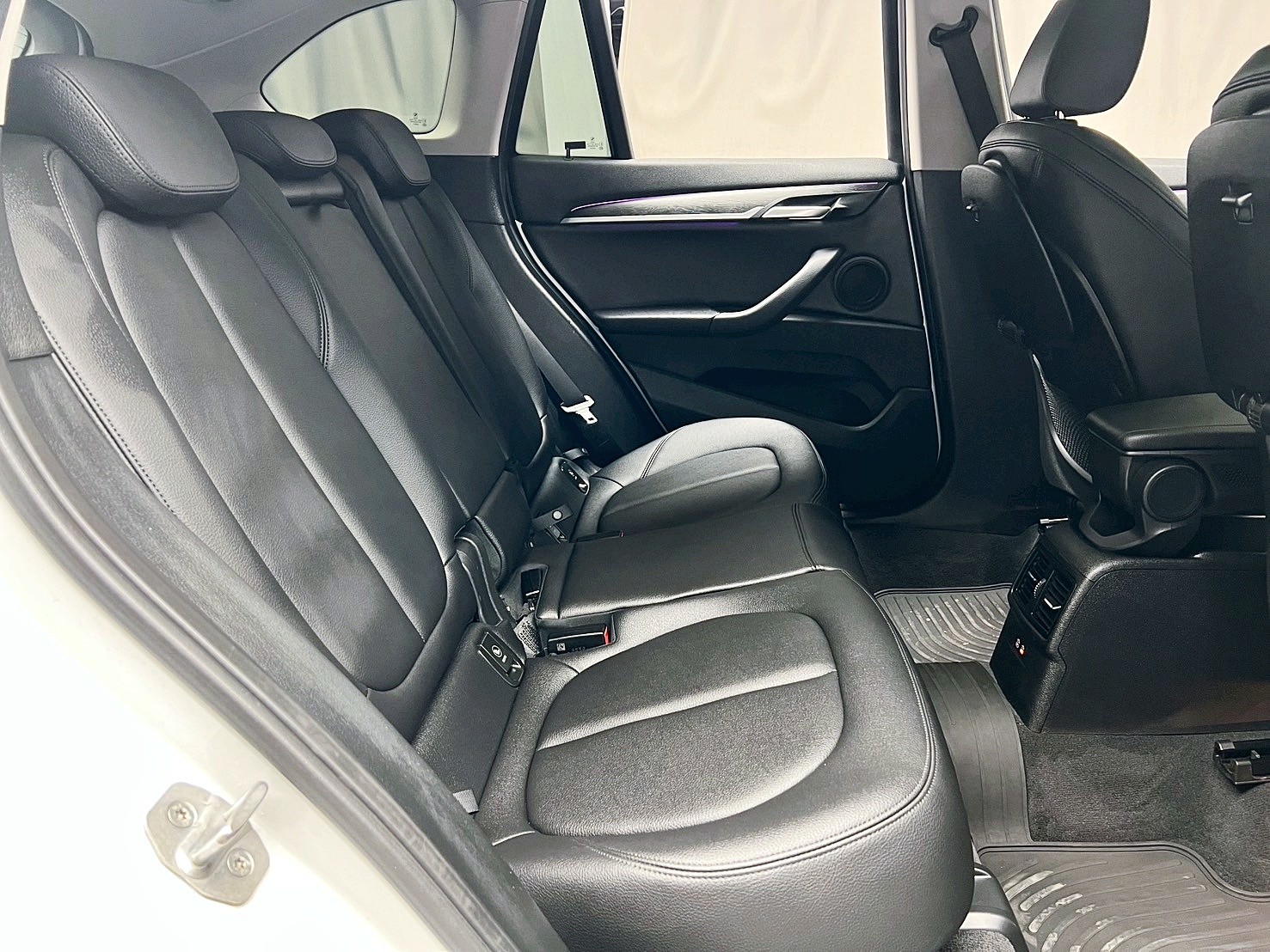 全台到府賞車 2021 BMW X1 sDrive20i Deluxe Edition 豪華版 F48型『小李經理』元禾國際車業/中古車/促銷中  第12張相片