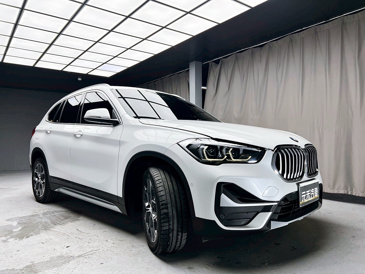 全台到府賞車 2021 BMW X1 sDrive20i Deluxe Edition 豪華版 F48型『小李經理』元禾國際車業/中古車/促銷中  第20張相片