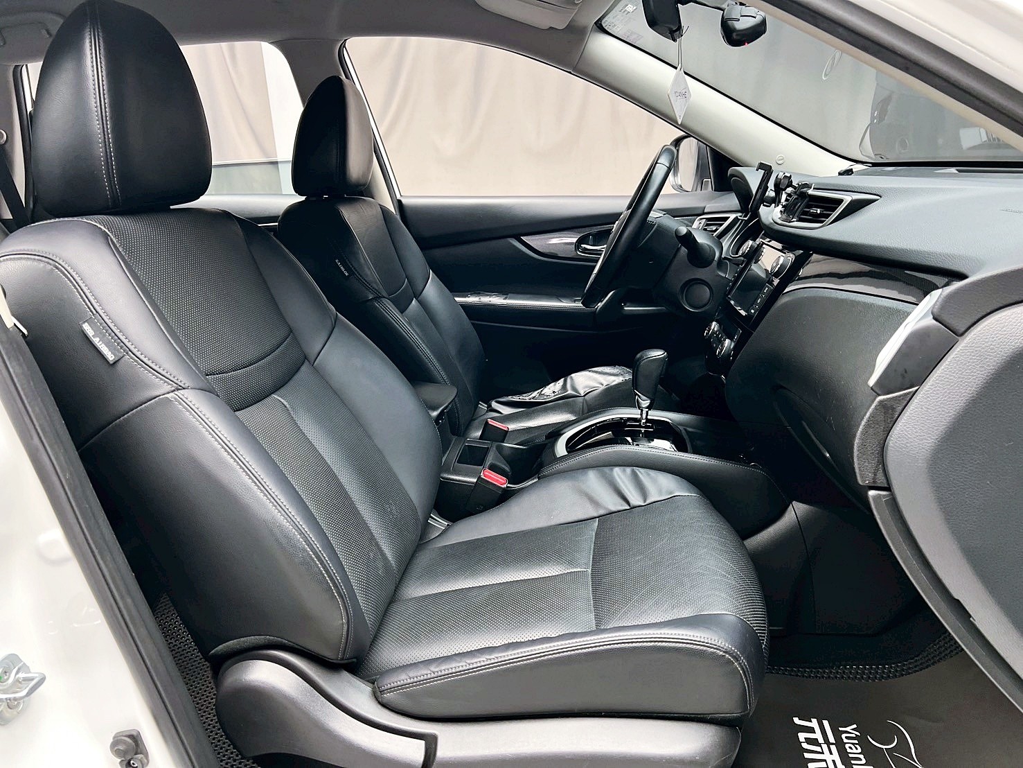 全台到府賞車 2017/18 Nissan XTrail 玩美影音版『小李經理』元禾國際車業/中古車/促銷中  第10張相片