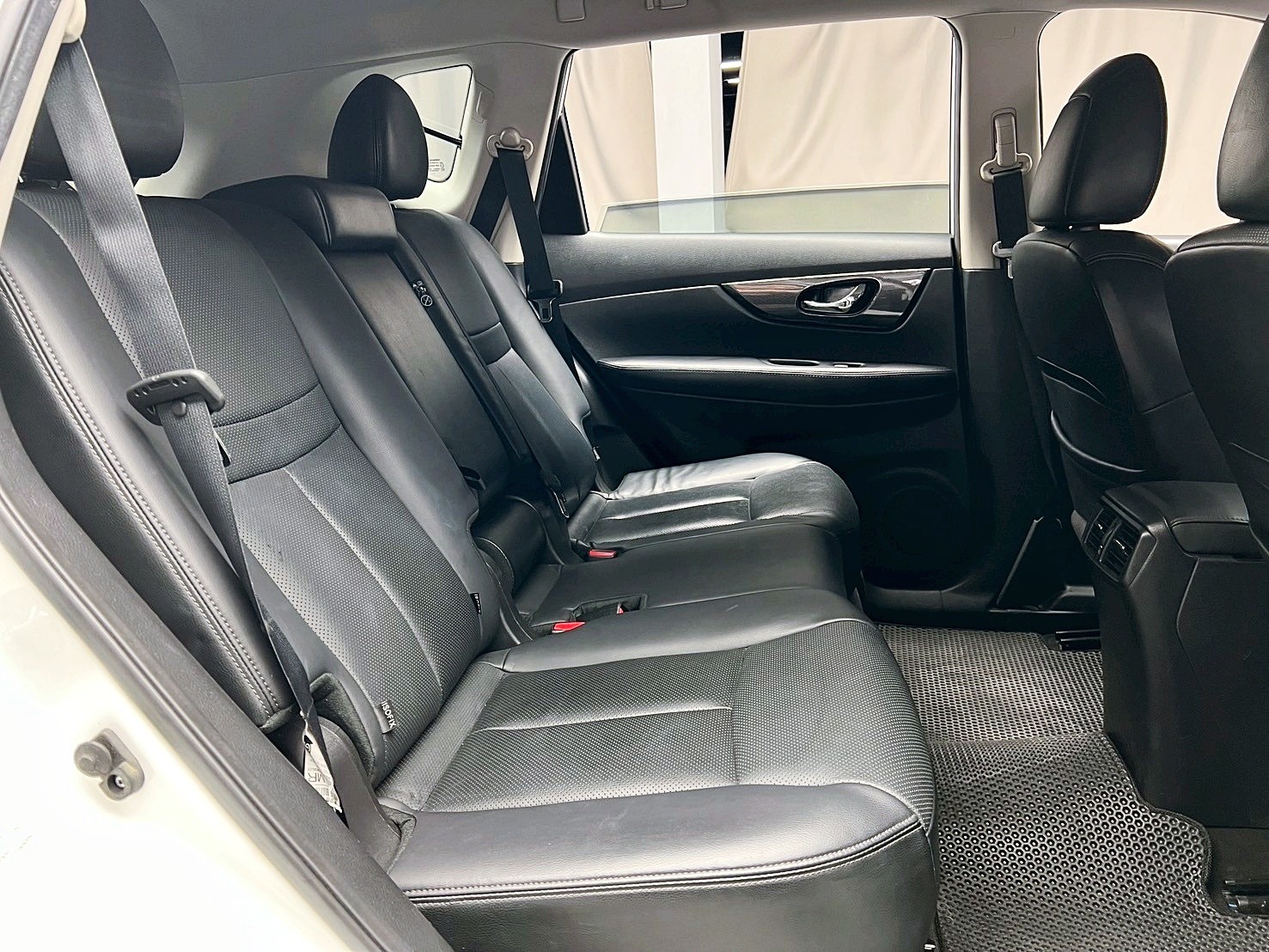 全台到府賞車 2017/18 Nissan XTrail 玩美影音版『小李經理』元禾國際車業/中古車/促銷中  第12張相片