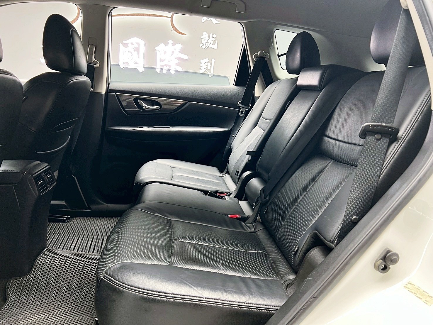 全台到府賞車 2017/18 Nissan XTrail 玩美影音版『小李經理』元禾國際車業/中古車/促銷中  第13張相片
