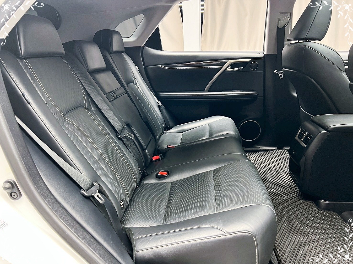 全台到府賞車 2018 Lexus RX300 頂級版『小李經理』元禾國際車業/中古車/促銷中  第14張相片