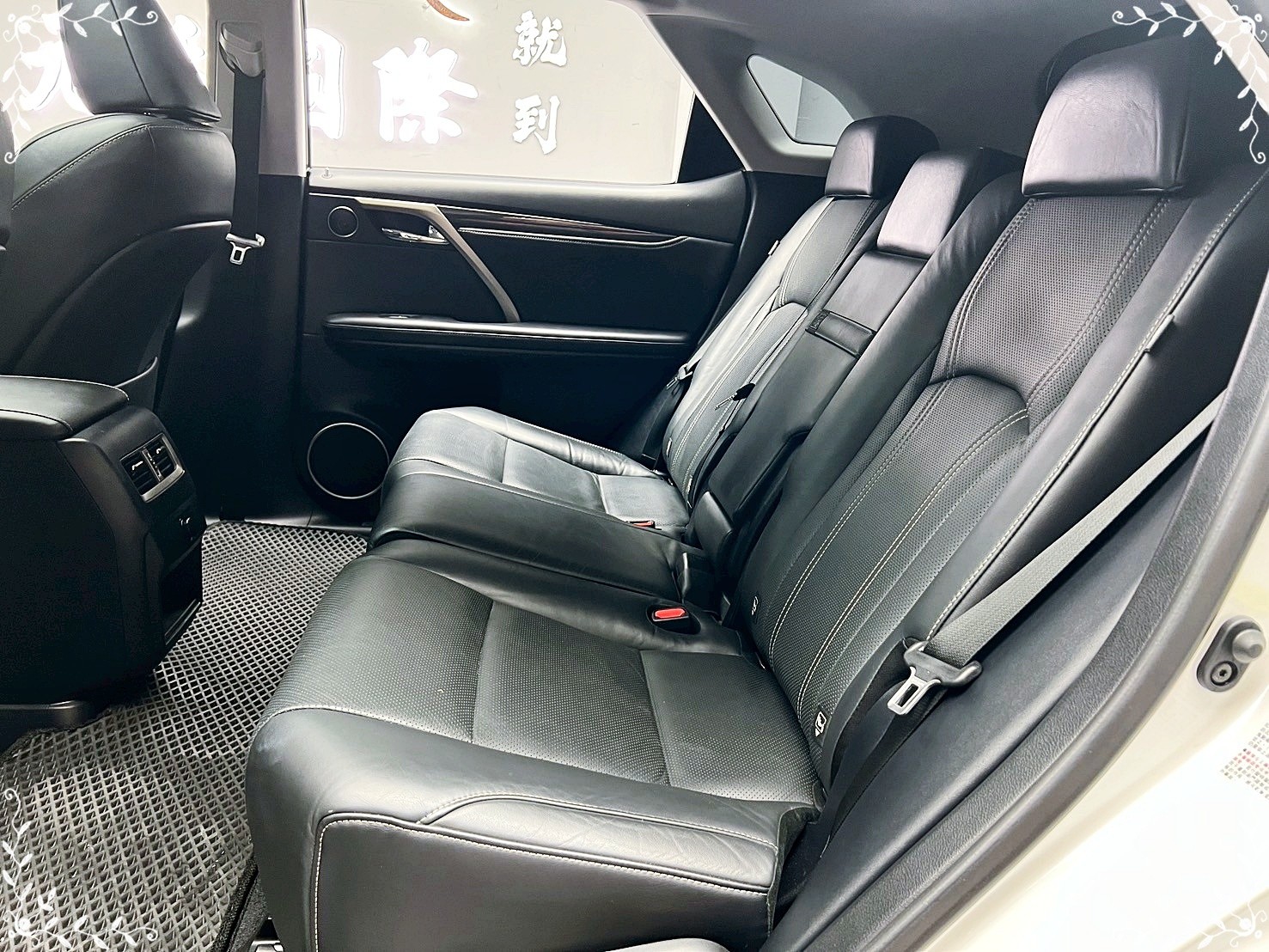 全台到府賞車 2018 Lexus RX300 頂級版『小李經理』元禾國際車業/中古車/促銷中  第15張相片