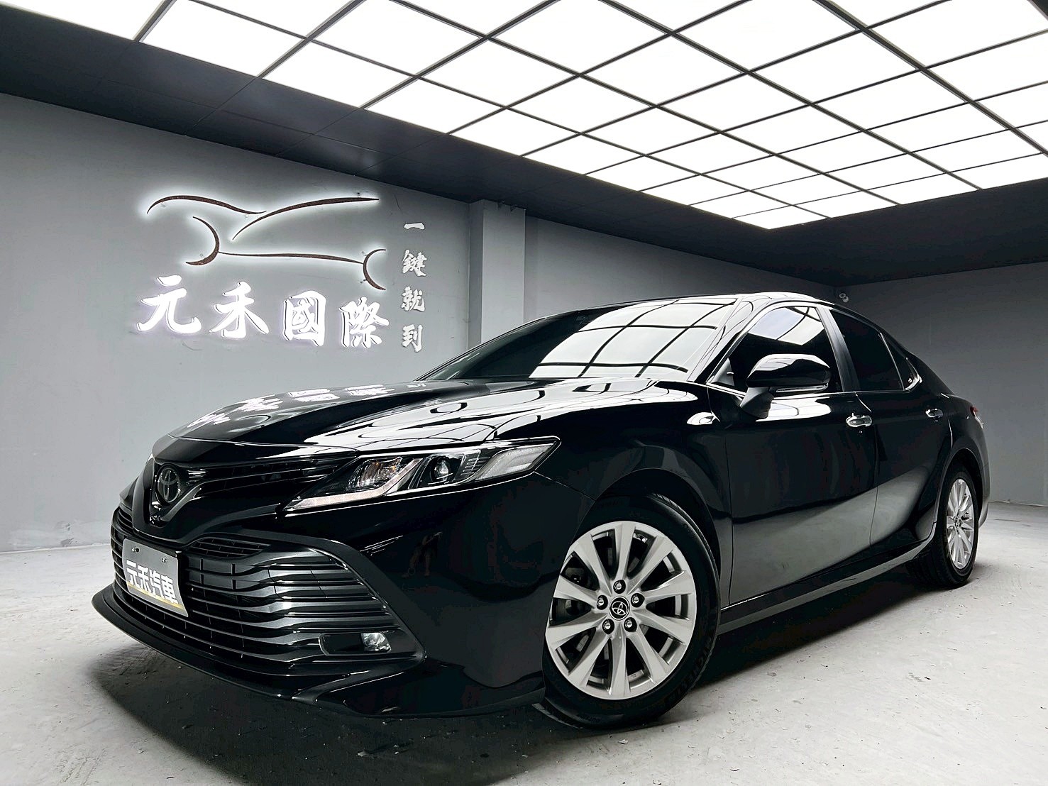 全台到府賞車 2018/19 Toyota Camry 豪華版『小李經理』元禾國際車業/中古車/促銷中  第1張相片