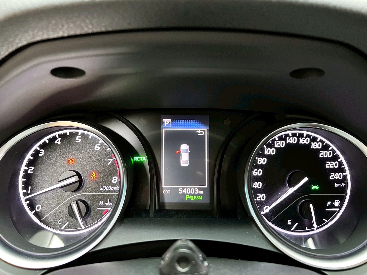 全台到府賞車 2018/19 Toyota Camry 豪華版『小李經理』元禾國際車業/中古車/促銷中  第6張相片