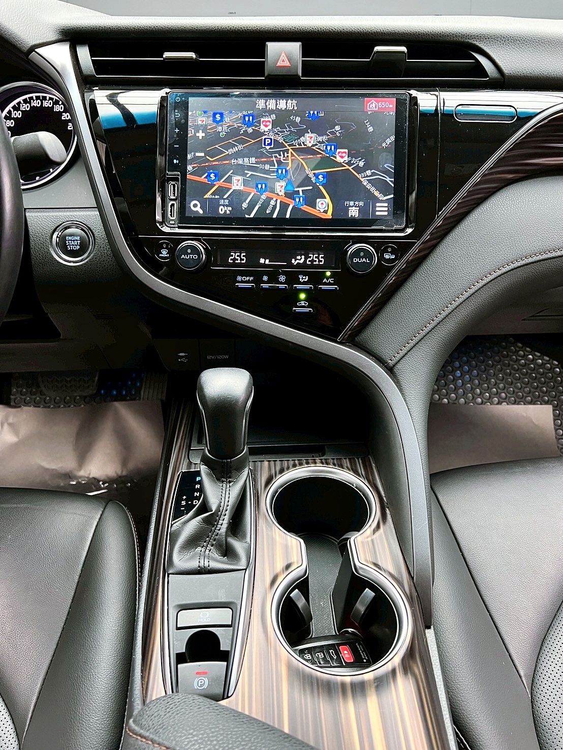 全台到府賞車 2018/19 Toyota Camry 豪華版『小李經理』元禾國際車業/中古車/促銷中  第8張相片