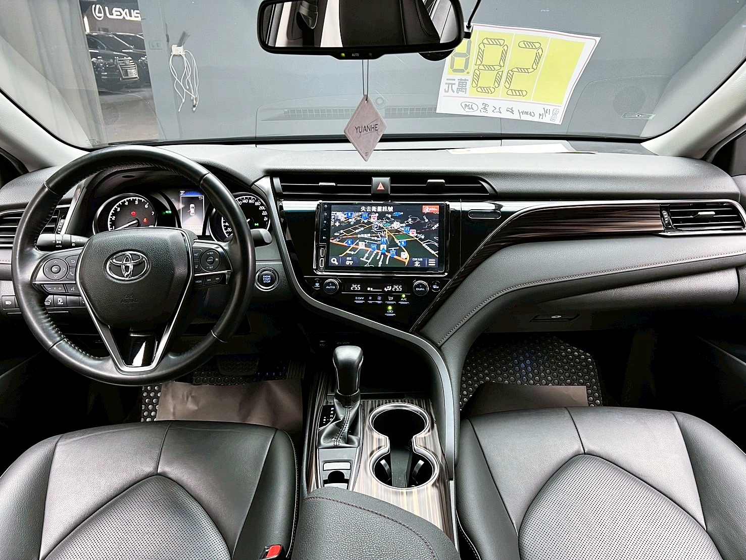 全台到府賞車 2018/19 Toyota Camry 豪華版『小李經理』元禾國際車業/中古車/促銷中  第9張相片