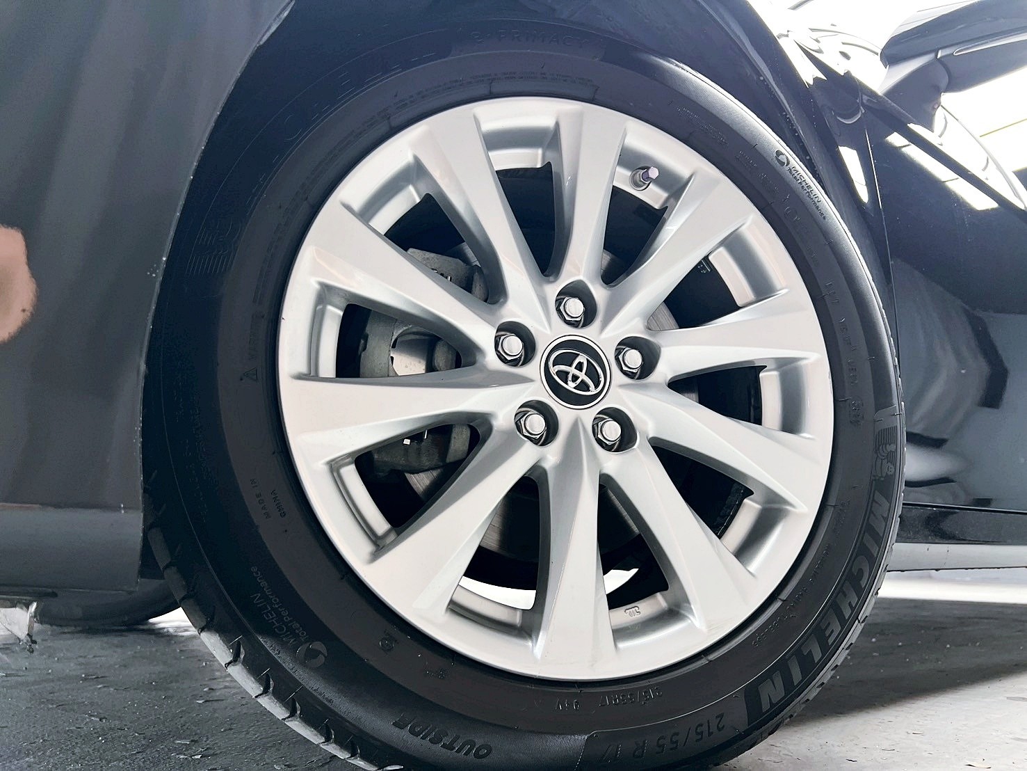 全台到府賞車 2018/19 Toyota Camry 豪華版『小李經理』元禾國際車業/中古車/促銷中  第15張相片