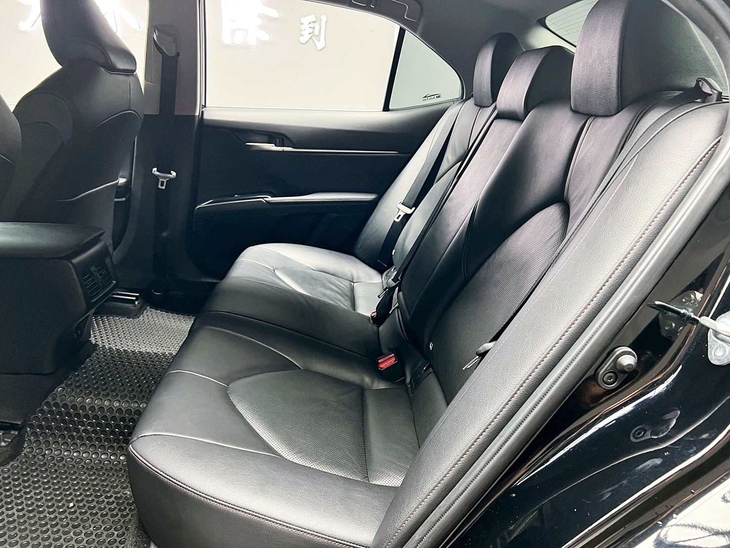 全台到府賞車 2018/19 Toyota Camry 豪華版『小李經理』元禾國際車業/中古車/促銷中  第20張相片