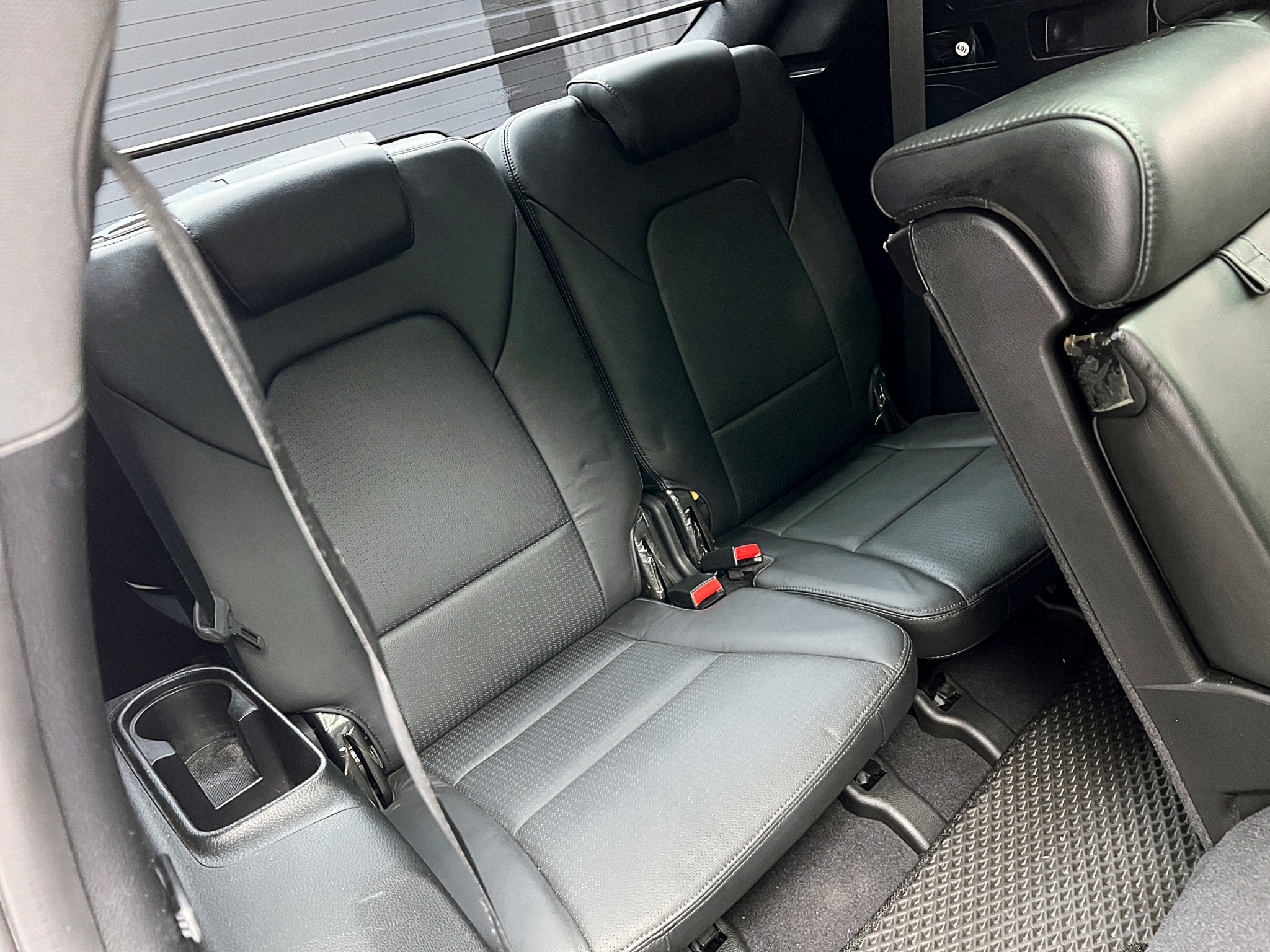 全台到府賞車 2015 Hyundai SantaFe AWD 七人座領袖款『小李經理』元禾國際車業/中古車/促銷中  第17張相片