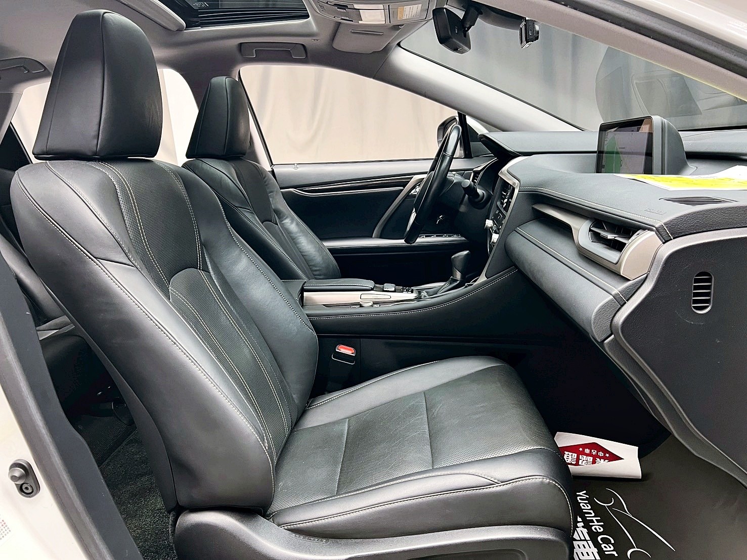 全台到府賞車 2016 Lexus RX200t 頂級版『小李經理』元禾國際車業/中古車/促銷中  第11張相片