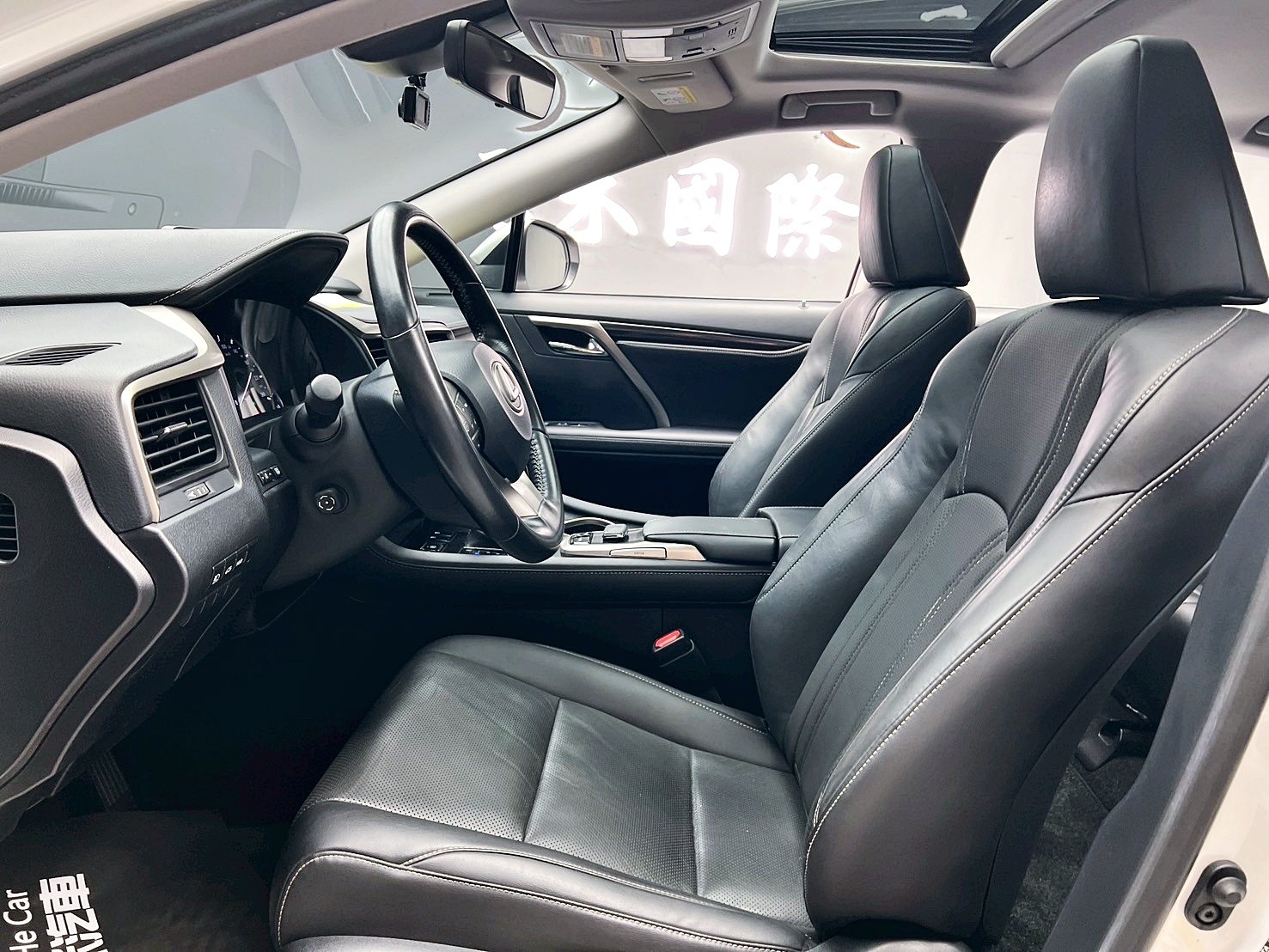 全台到府賞車 2016 Lexus RX200t 頂級版『小李經理』元禾國際車業/中古車/促銷中  第15張相片