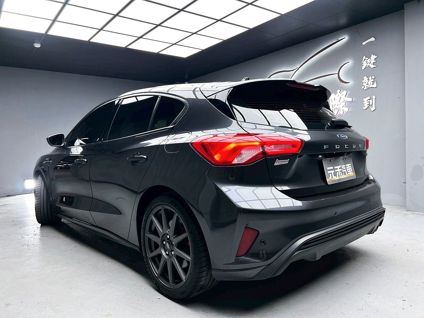 全台到府賞車 2021/22 Ford Focus 5D ST-Line Lommel X『小李經理』元禾國際車業/中古車/促銷中  第3張相片