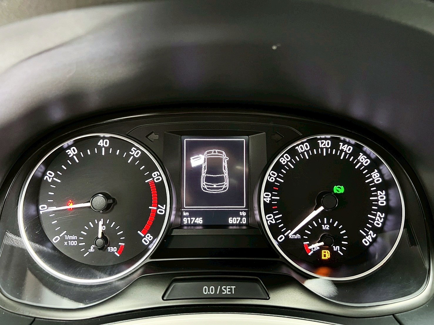 全台到府賞車 2015 Skoda Fabia TSI Style『小李經理』元禾國際車業/中古車/促銷中  第5張相片