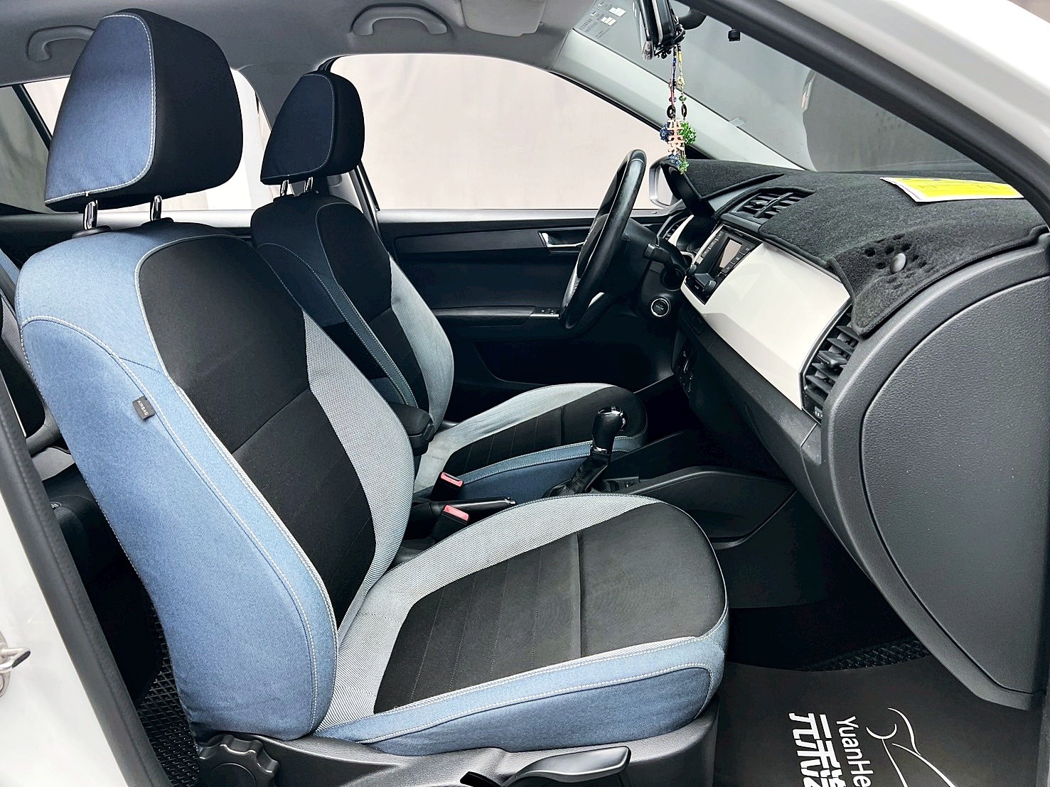 全台到府賞車 2015 Skoda Fabia TSI Style『小李經理』元禾國際車業/中古車/促銷中  第19張相片