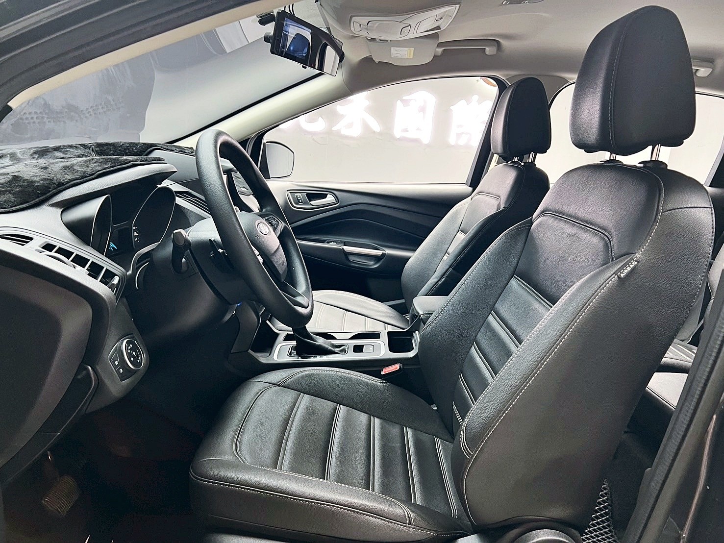 全台到府賞車 2020 Ford Kuga EcoBoost 182匹 全民便利型『小李經理』元禾國際車業/中古車/促銷中  第13張相片