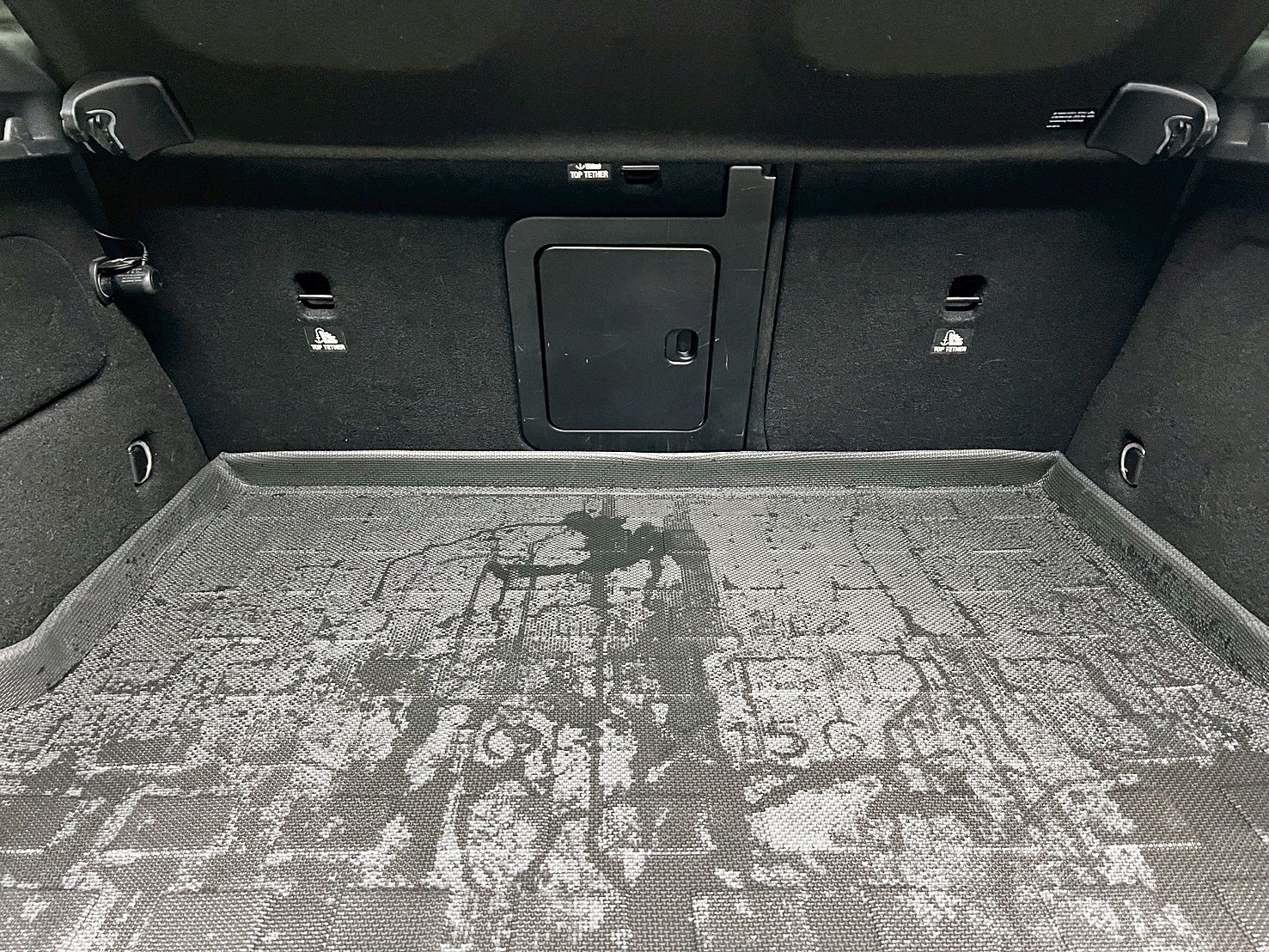 全台到府賞車 2014/15 Benz GLA250 4Matic AMG X156型『小李經理』元禾國際車業/中古車/促銷中  第17張相片