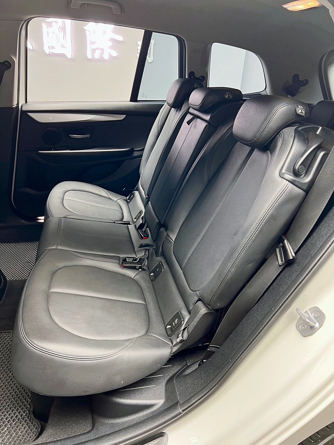 全台到府賞車 2016 BMW 218d Gran Tourer F46型 七人座『小李經理』元禾國際車業/中古車/促銷中  第14張相片