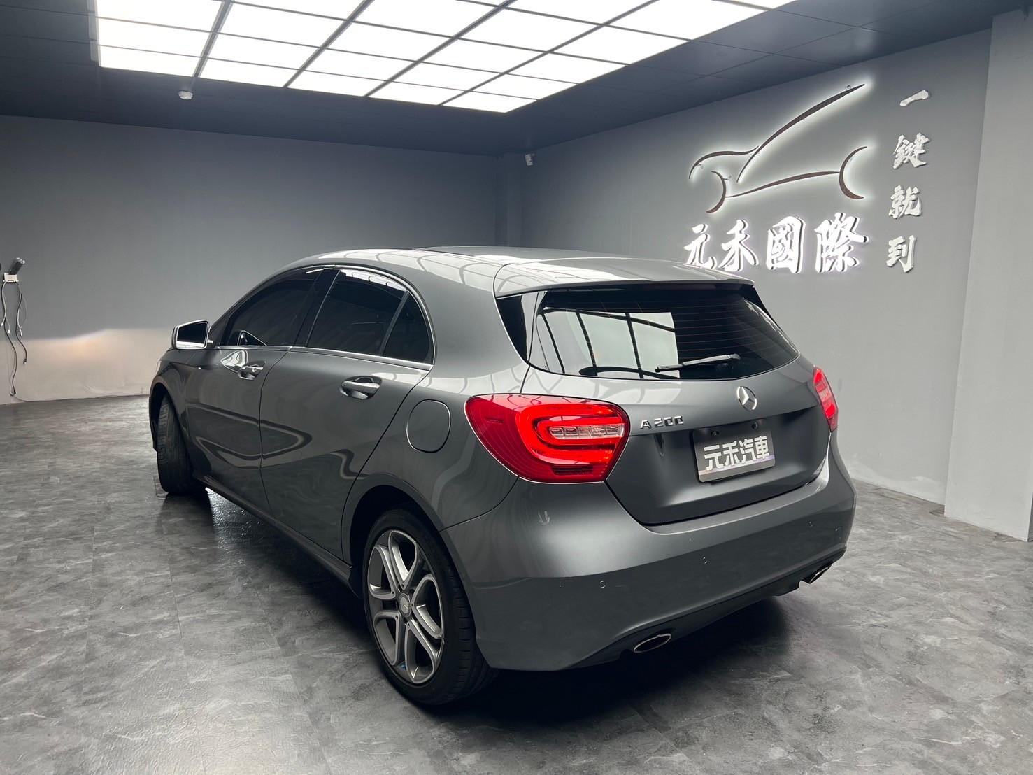 全台到府賞車 2014/15 Benz A200 W176型『小李經理』元禾國際車業/中古車/促銷中  第3張相片