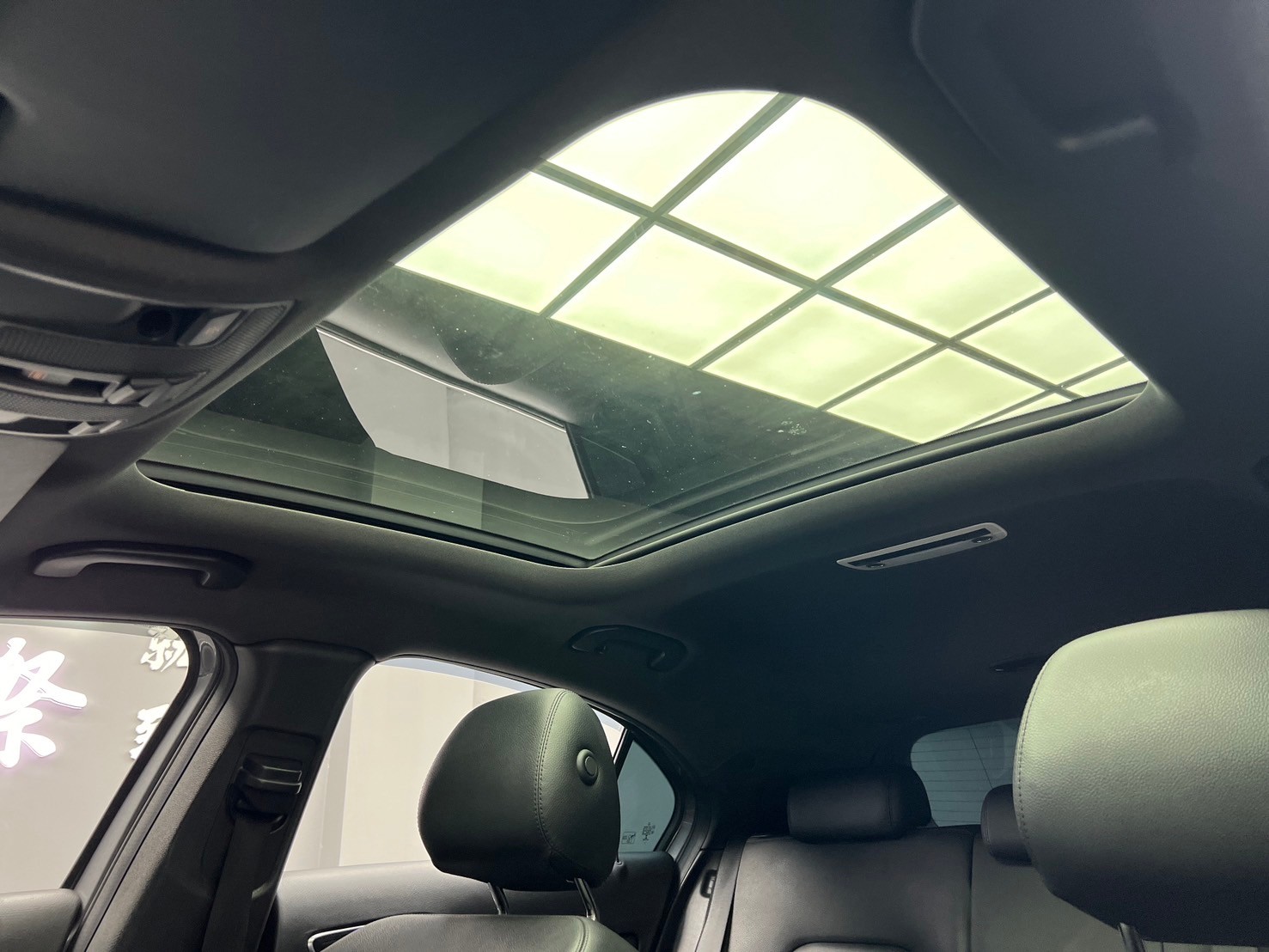 全台到府賞車 2014/15 Benz A200 W176型『小李經理』元禾國際車業/中古車/促銷中  第6張相片