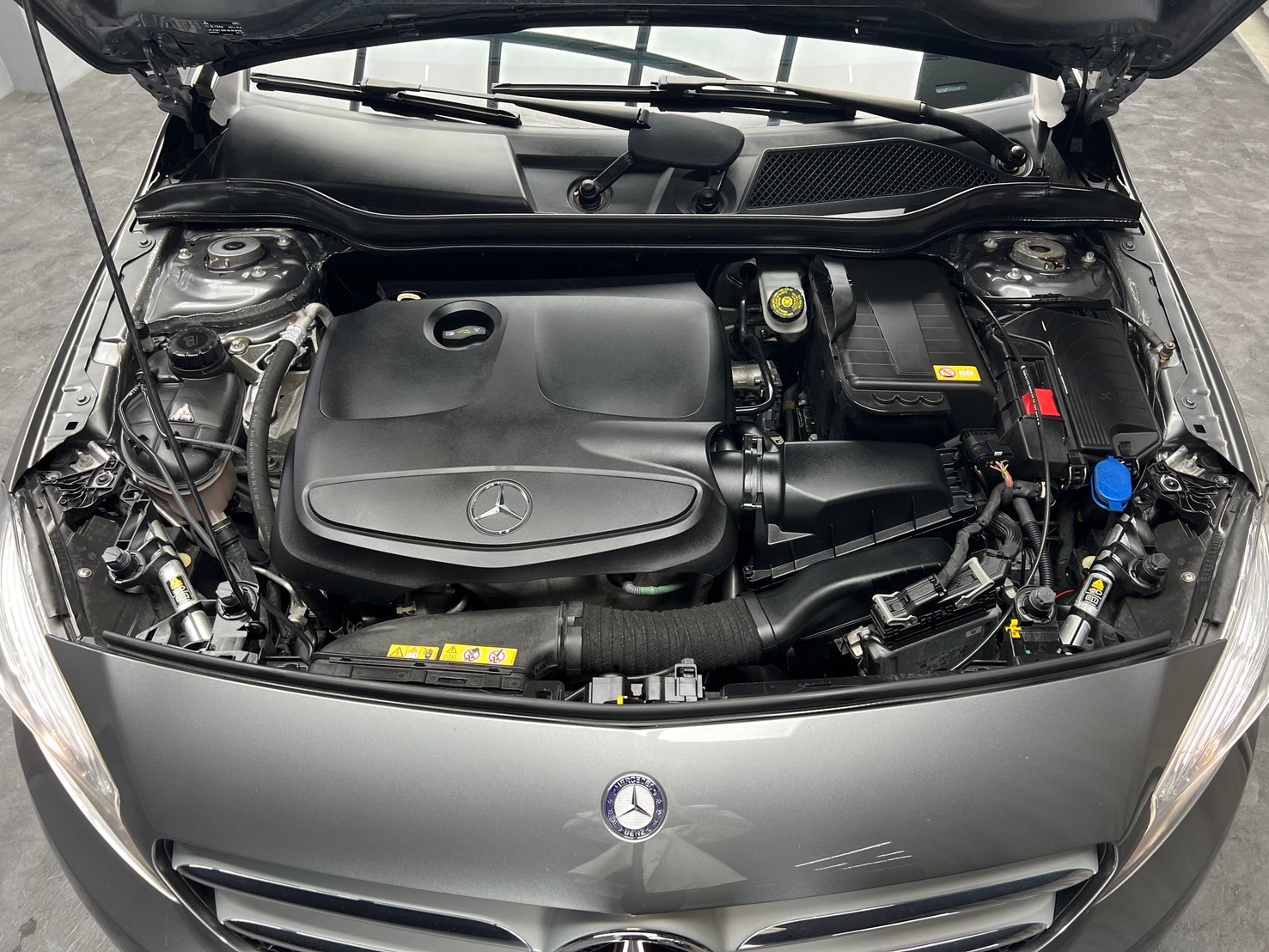 全台到府賞車 2014/15 Benz A200 W176型『小李經理』元禾國際車業/中古車/促銷中  第15張相片