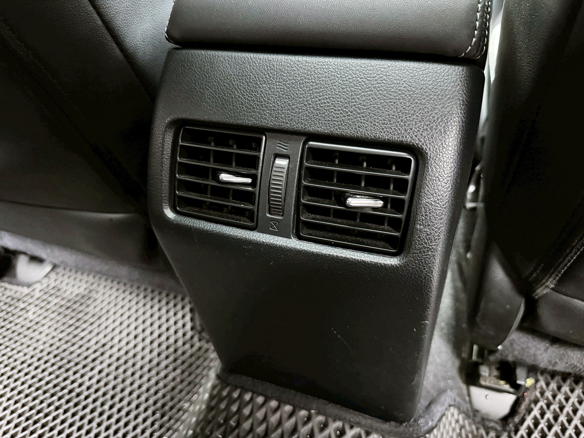 全台到府賞車 2015 Subaru Outback i-S『小李經理』元禾國際車業/中古車/促銷中  第14張相片