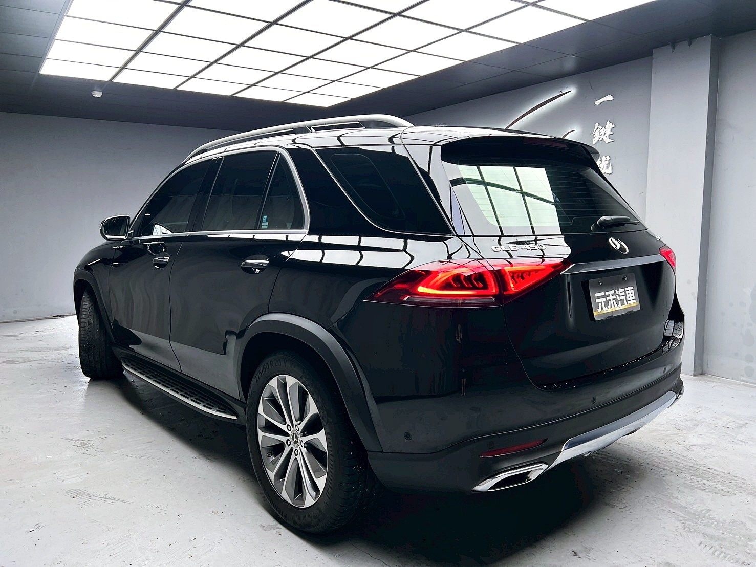 全台到府賞車 2020 Benz GLE450 4MATIC 七人座 V167型『小李經理』元禾國際車業/中古車/促銷中  第3張相片