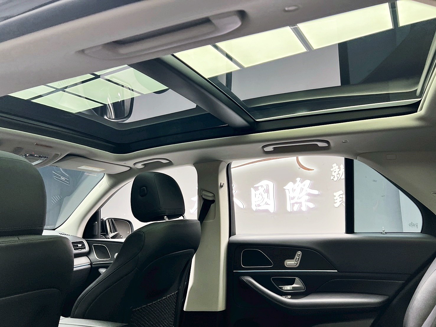 全台到府賞車 2020 Benz GLE450 4MATIC 七人座 V167型『小李經理』元禾國際車業/中古車/促銷中  第12張相片