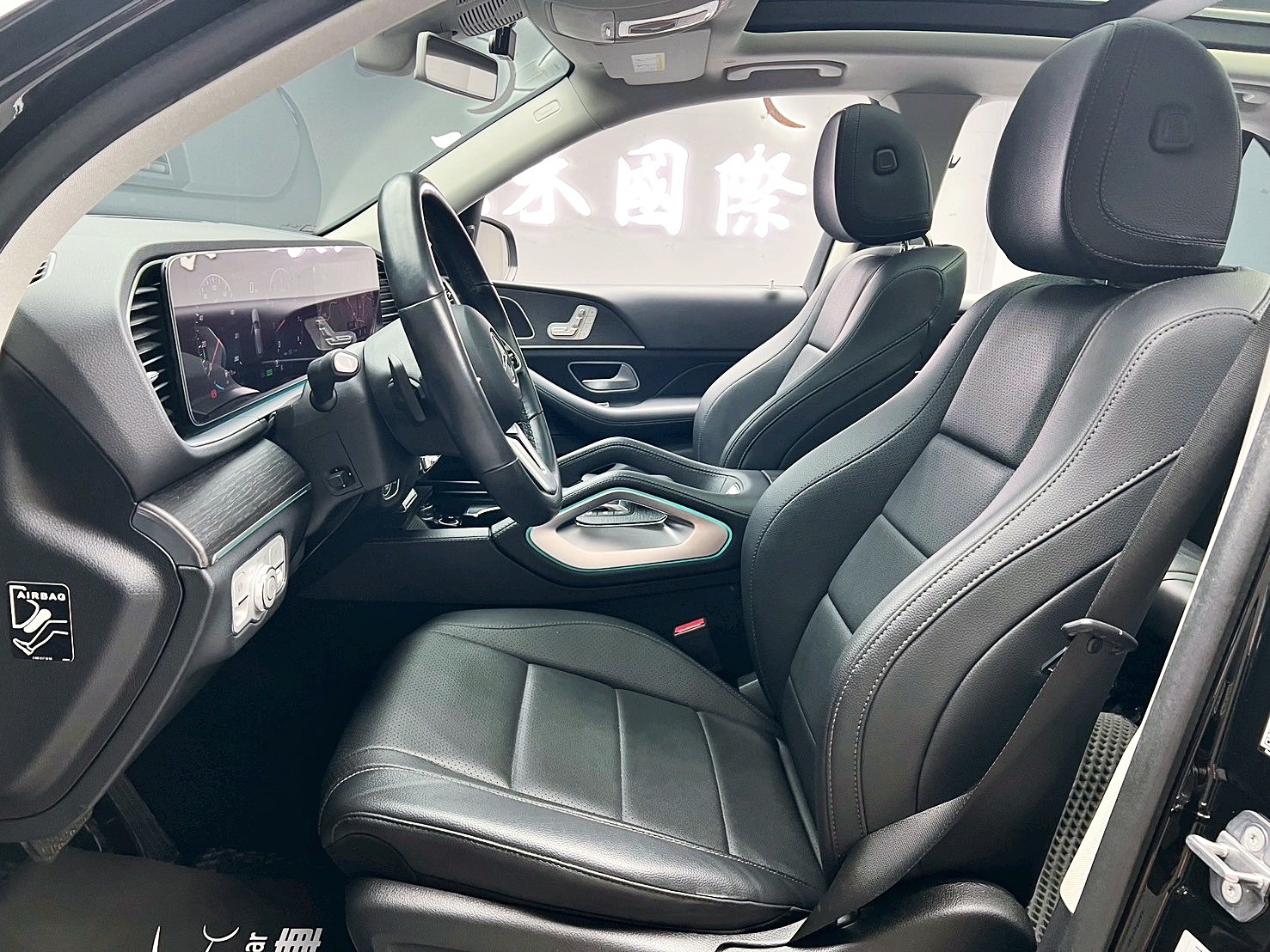 全台到府賞車 2020 Benz GLE450 4MATIC 七人座 V167型『小李經理』元禾國際車業/中古車/促銷中  第14張相片
