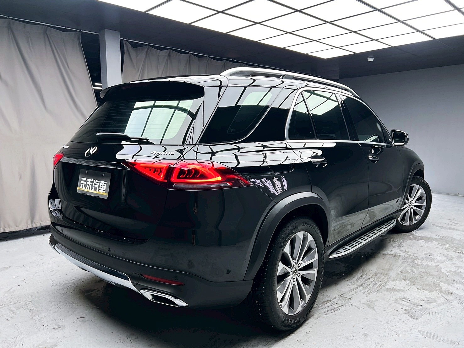 全台到府賞車 2020 Benz GLE450 4MATIC 七人座 V167型『小李經理』元禾國際車業/中古車/促銷中  第20張相片