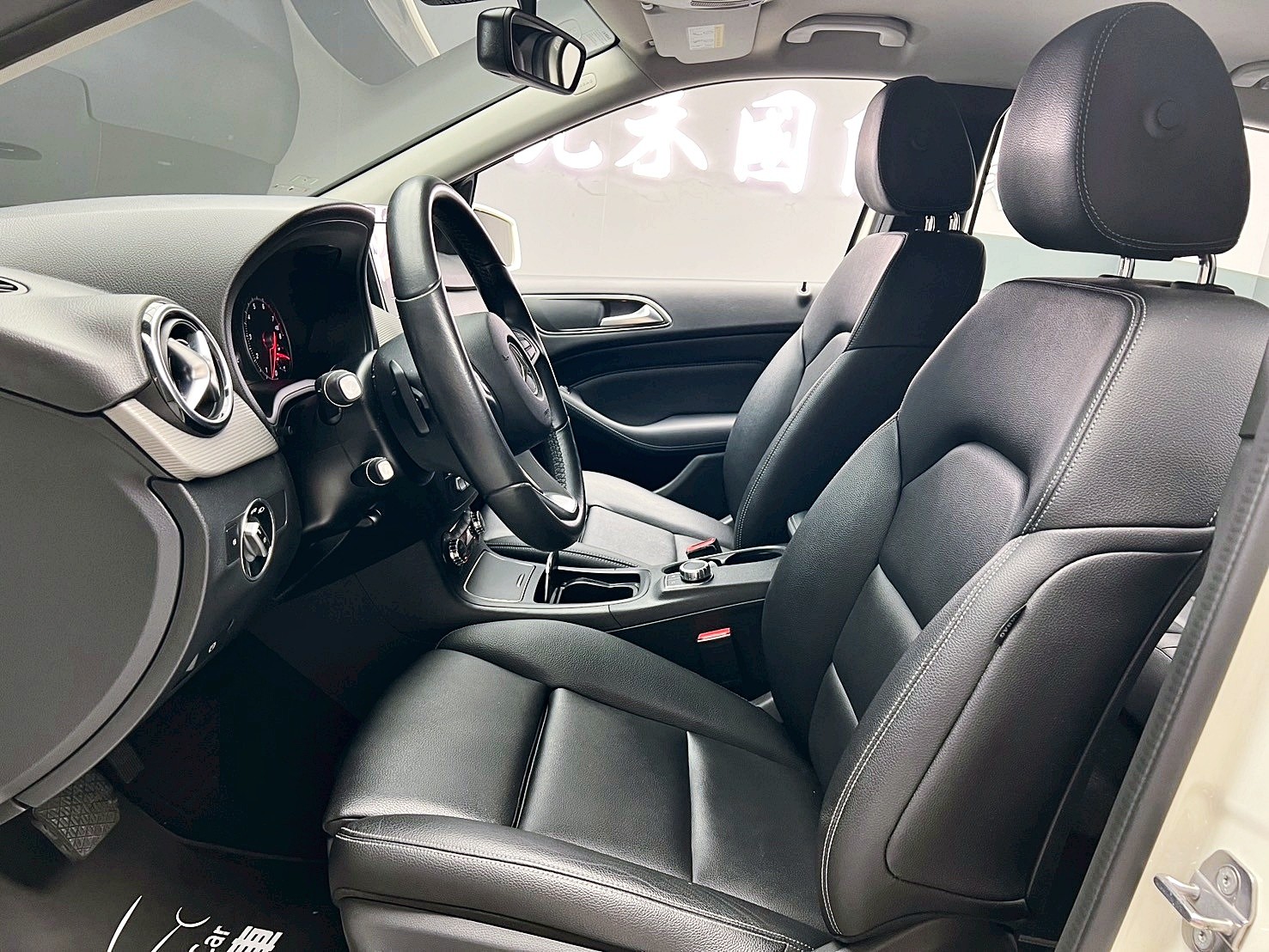 全台到府賞車 2018 Benz B180 W246型『小李經理』元禾國際車業/中古車/促銷中  第14張相片