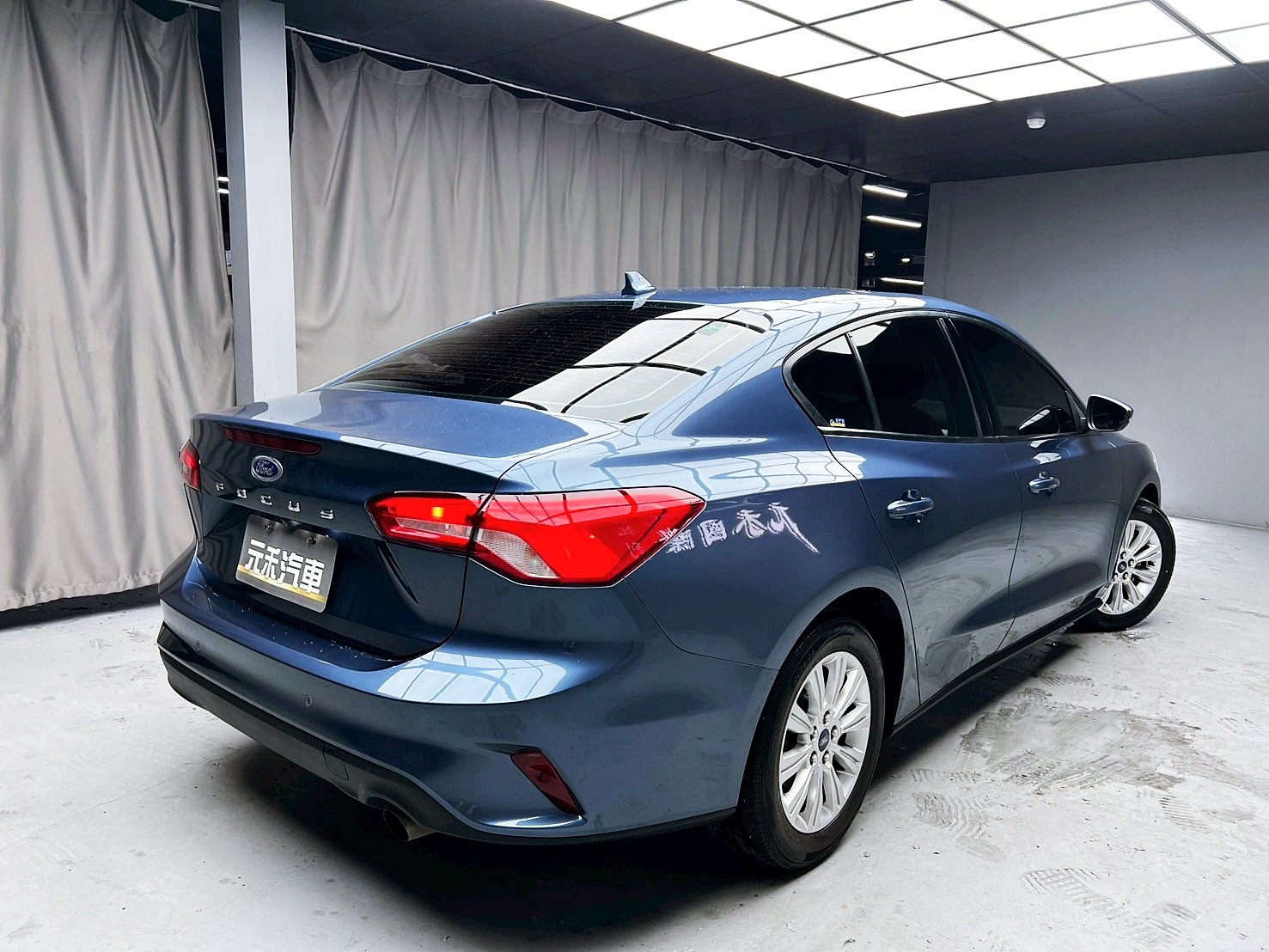 全台到府賞車 2020 Ford Focus 4D Ti-VCT 美夢版『小李經理』元禾國際車業/中古車/促銷中  第16張相片