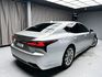 全台到府賞車 2021/22 Lexus LS500h 頂級版『小李經理』元禾國際車業/中古車/促銷中  第18張縮圖