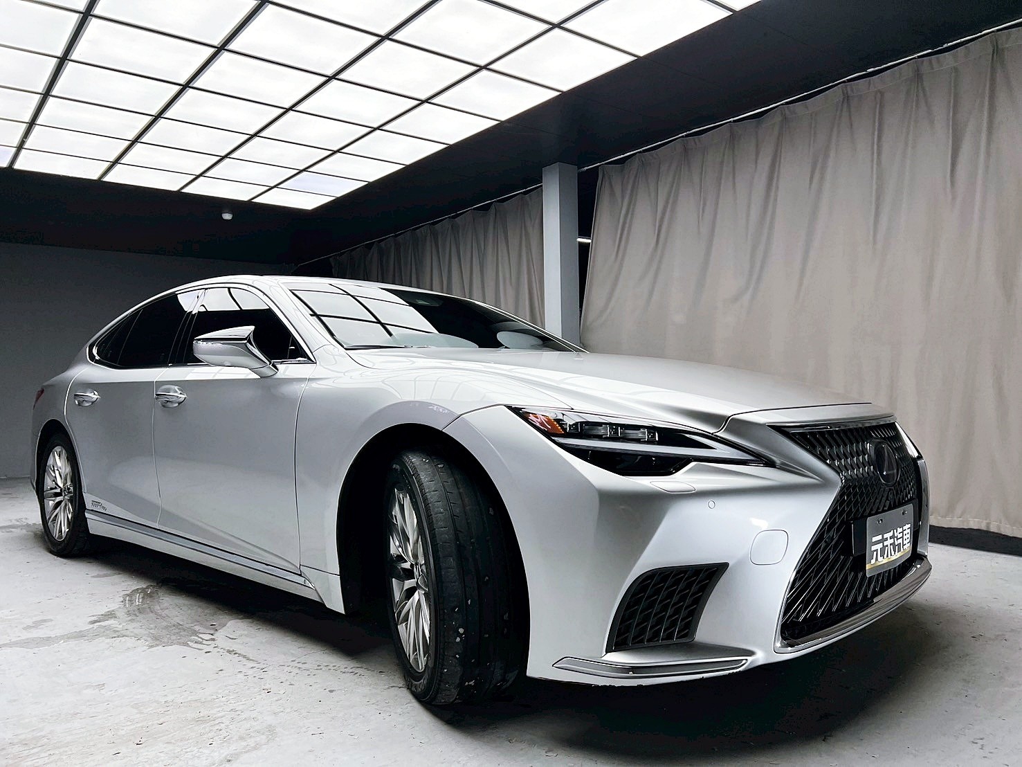 全台到府賞車 2021/22 Lexus LS500h 頂級版『小李經理』元禾國際車業/中古車/促銷中  第20張相片