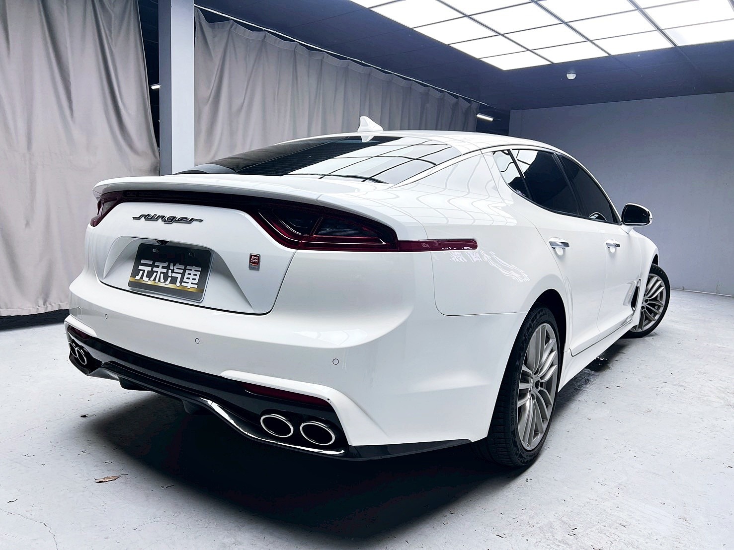 全台到府賞車 2019 Kia Stinger EX『小李經理』元禾國際車業/中古車/促銷中  第18張相片