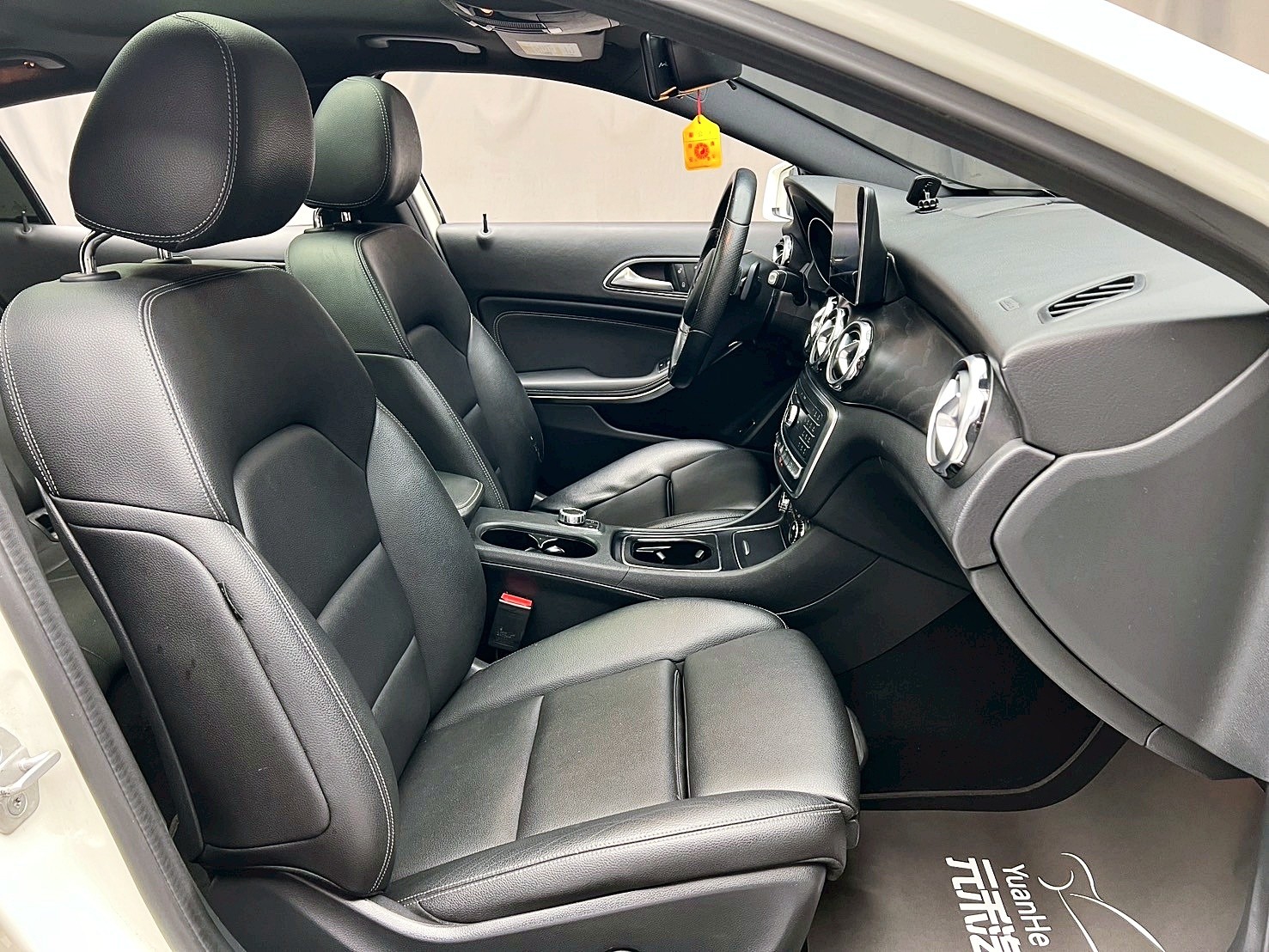 全台到府賞車 2017 Benz GLA250 4Matic AMG Line X156型『小李經理』元禾國際車業/中古車/促銷中  第10張相片